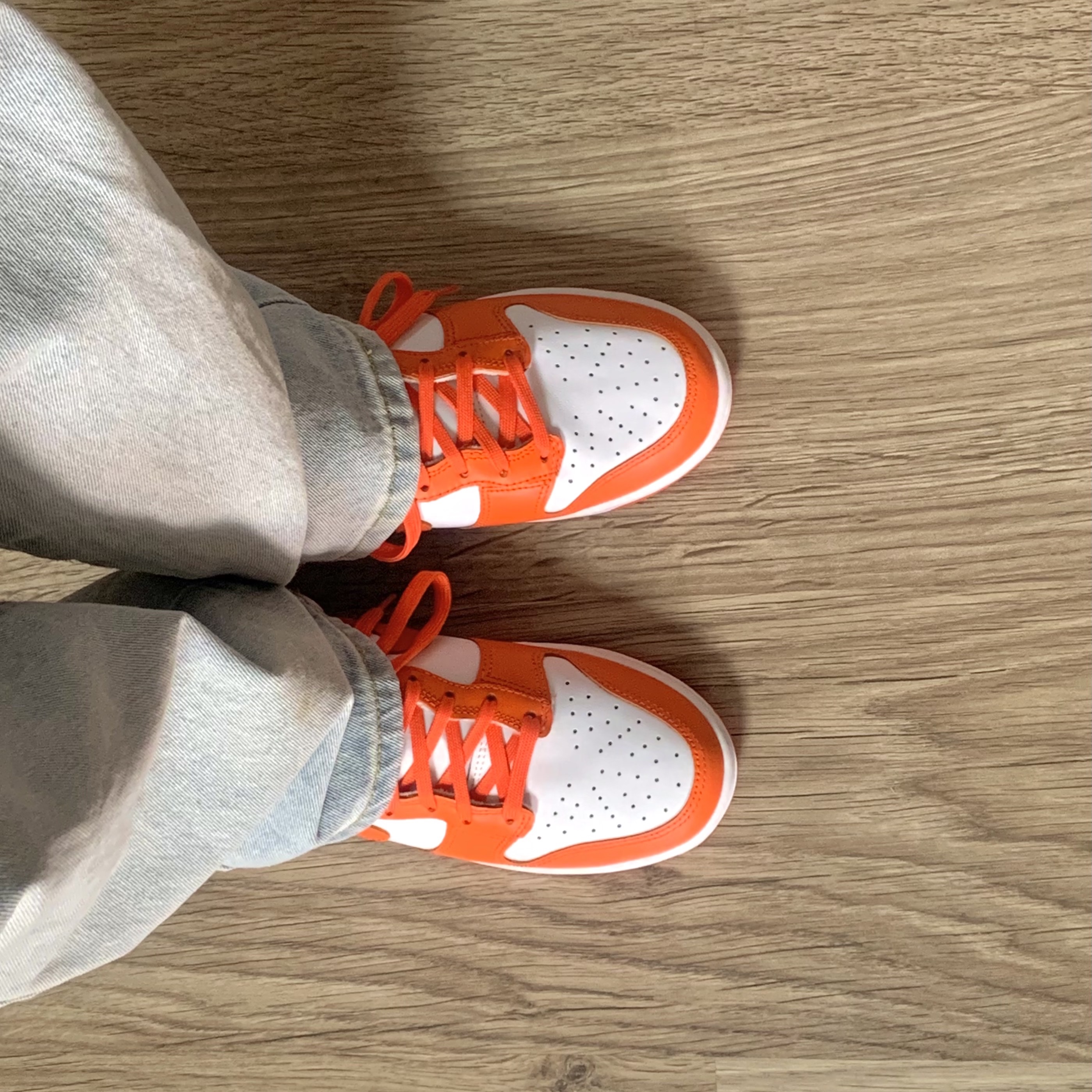 (W) Nike Dunk High Orange Blaze, Nike Dunk High Retro Orange Blaze 착용 스타일 - 2