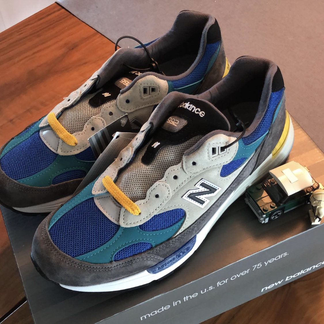New Balance x Billy's 992 Made in USA Grey Blue Teal 착용 스타일