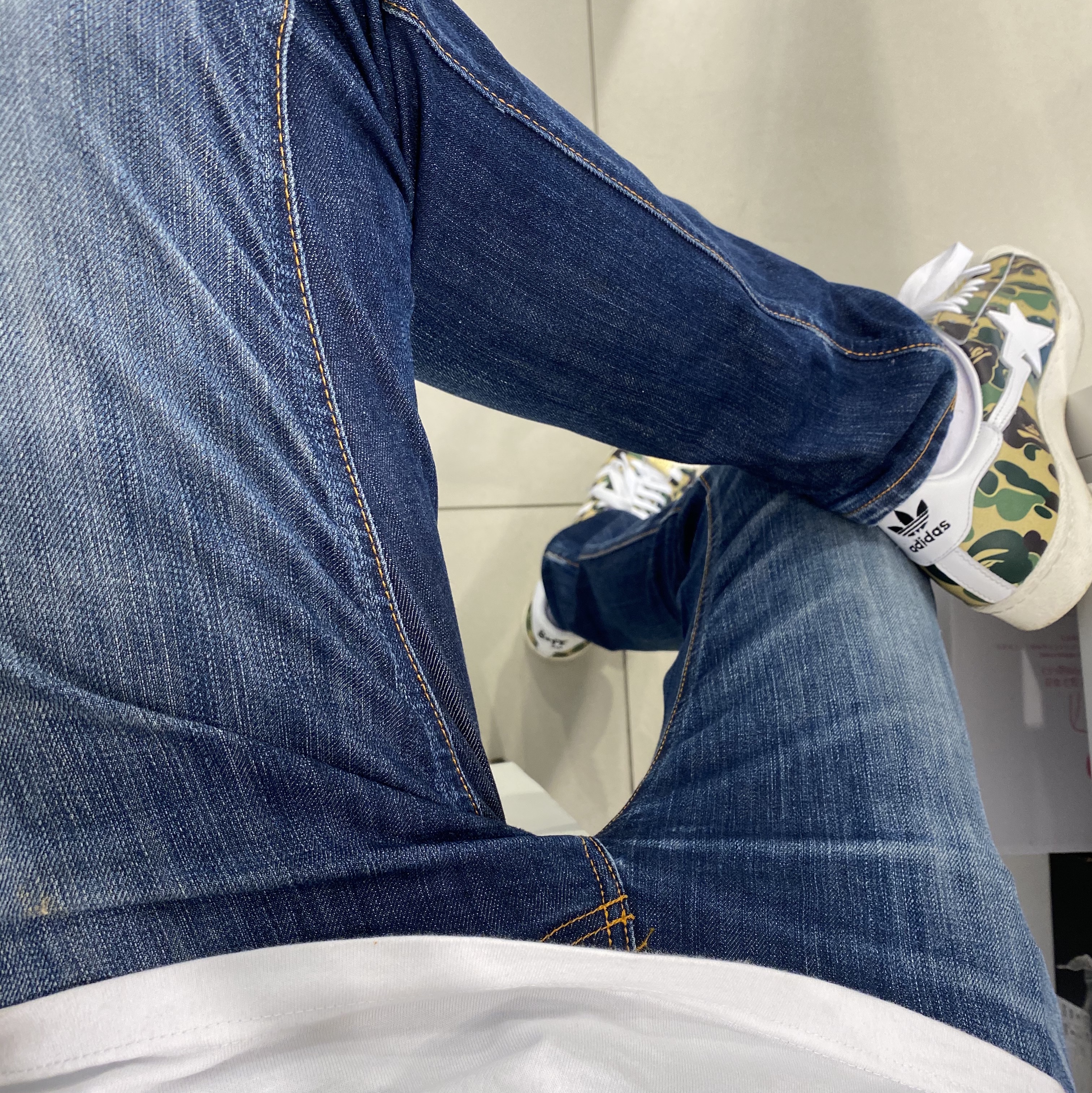 Adidas x BAPE Superstar 80s Green Camo 착용 스타일