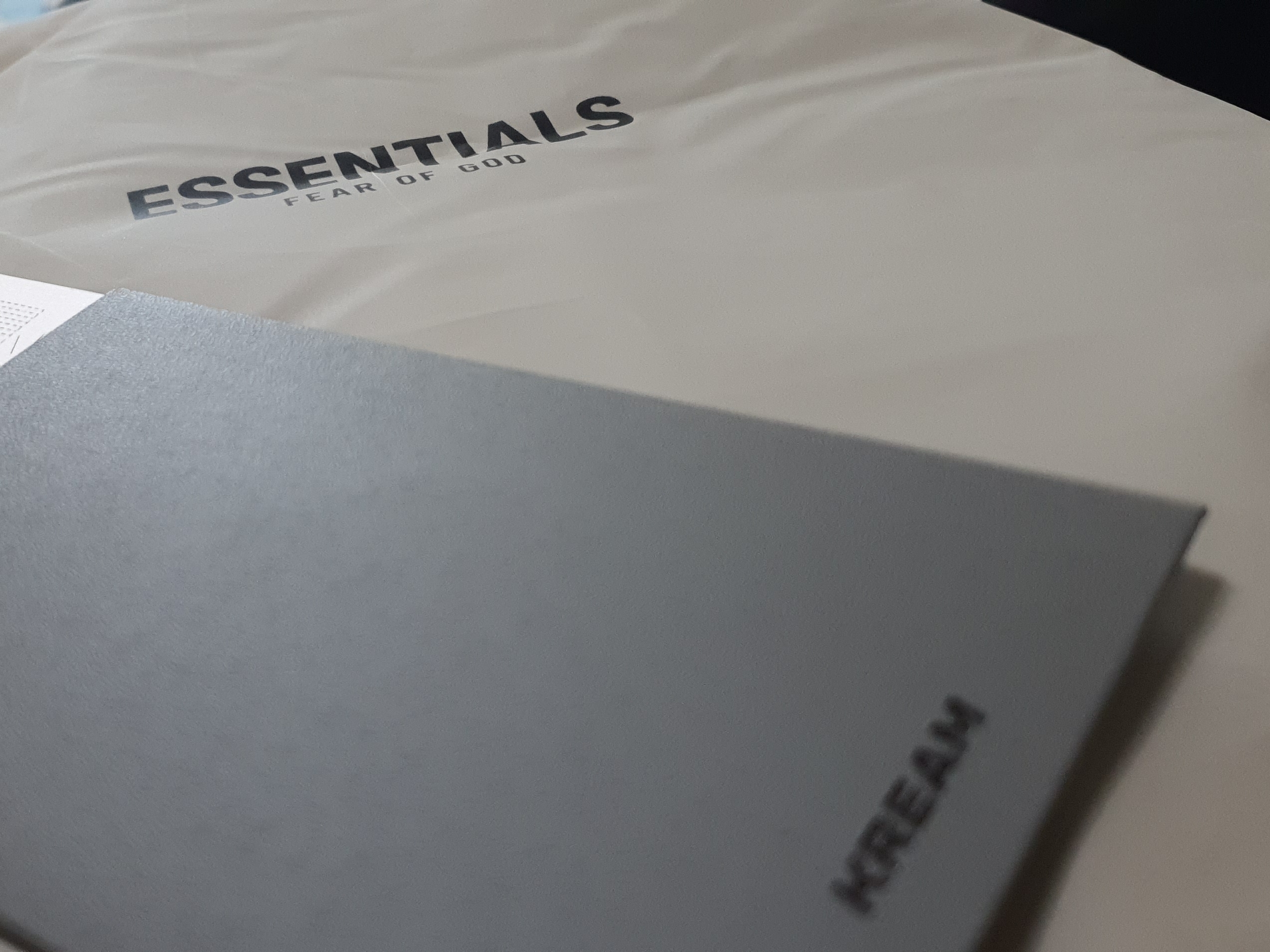 Essentials Sweatpants Black - 21SS 착용 스타일