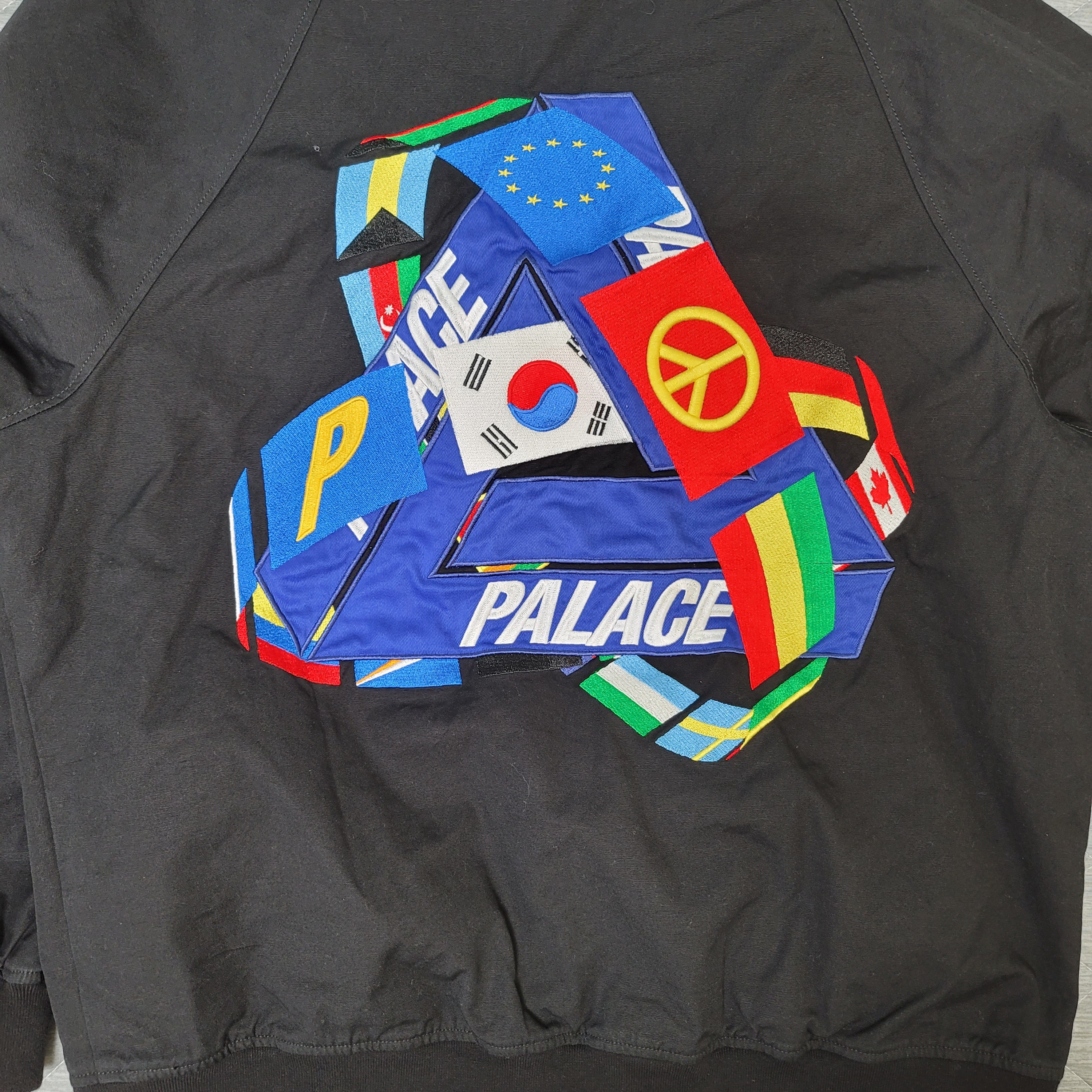 Palace Tri-Flag Hooded Jacket Black - 21SS 착용 스타일 - 1