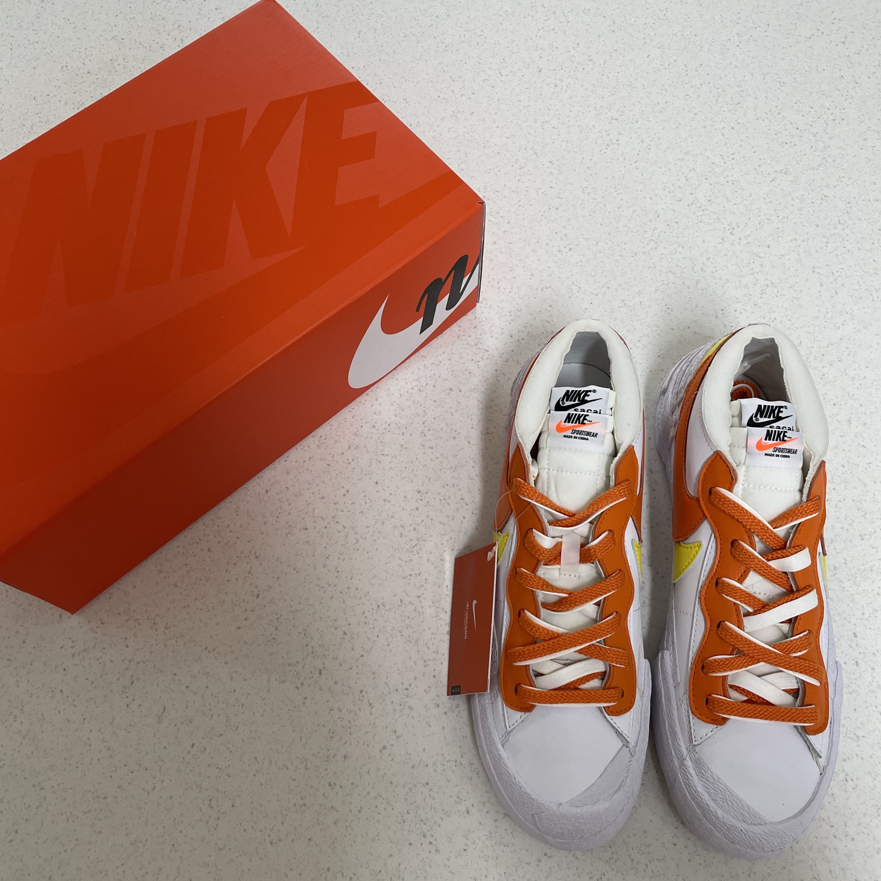 Nike x Sacai Blazer Low Magma Orange 착용 스타일 - 1