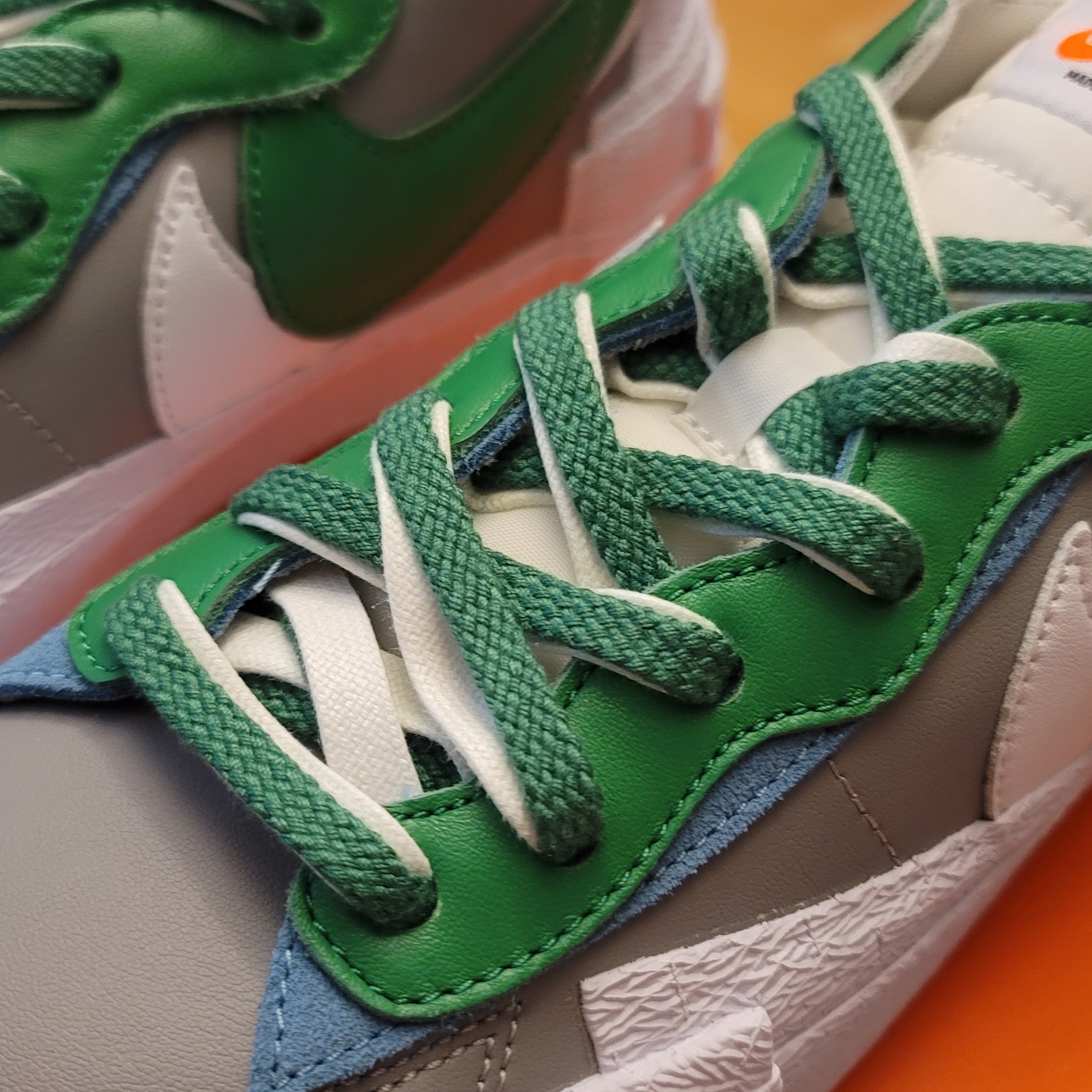 Nike x Sacai Blazer Low Classic Green 착용 스타일 - 2