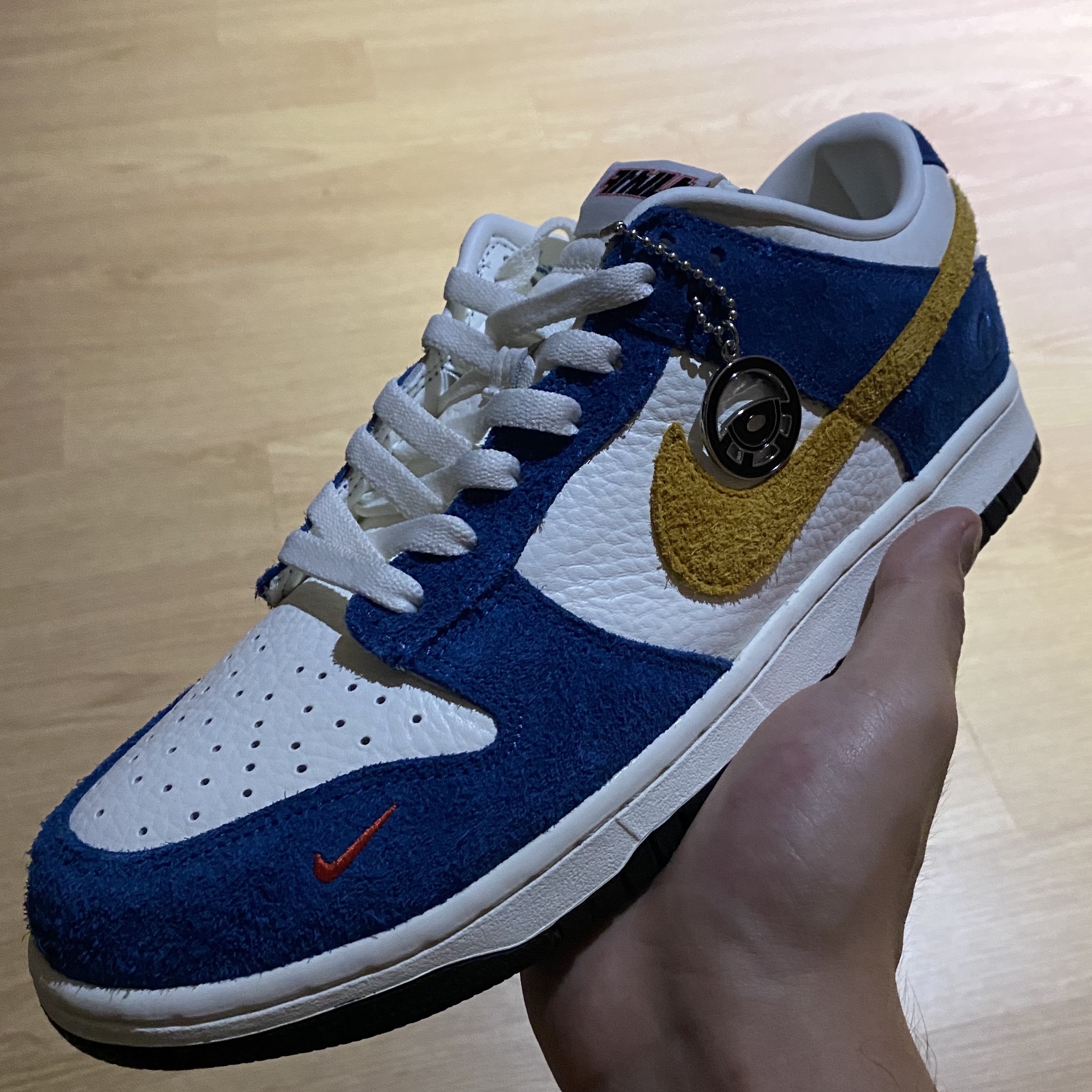 Nike x Kasina Dunk Low 80's Bus 착용 스타일