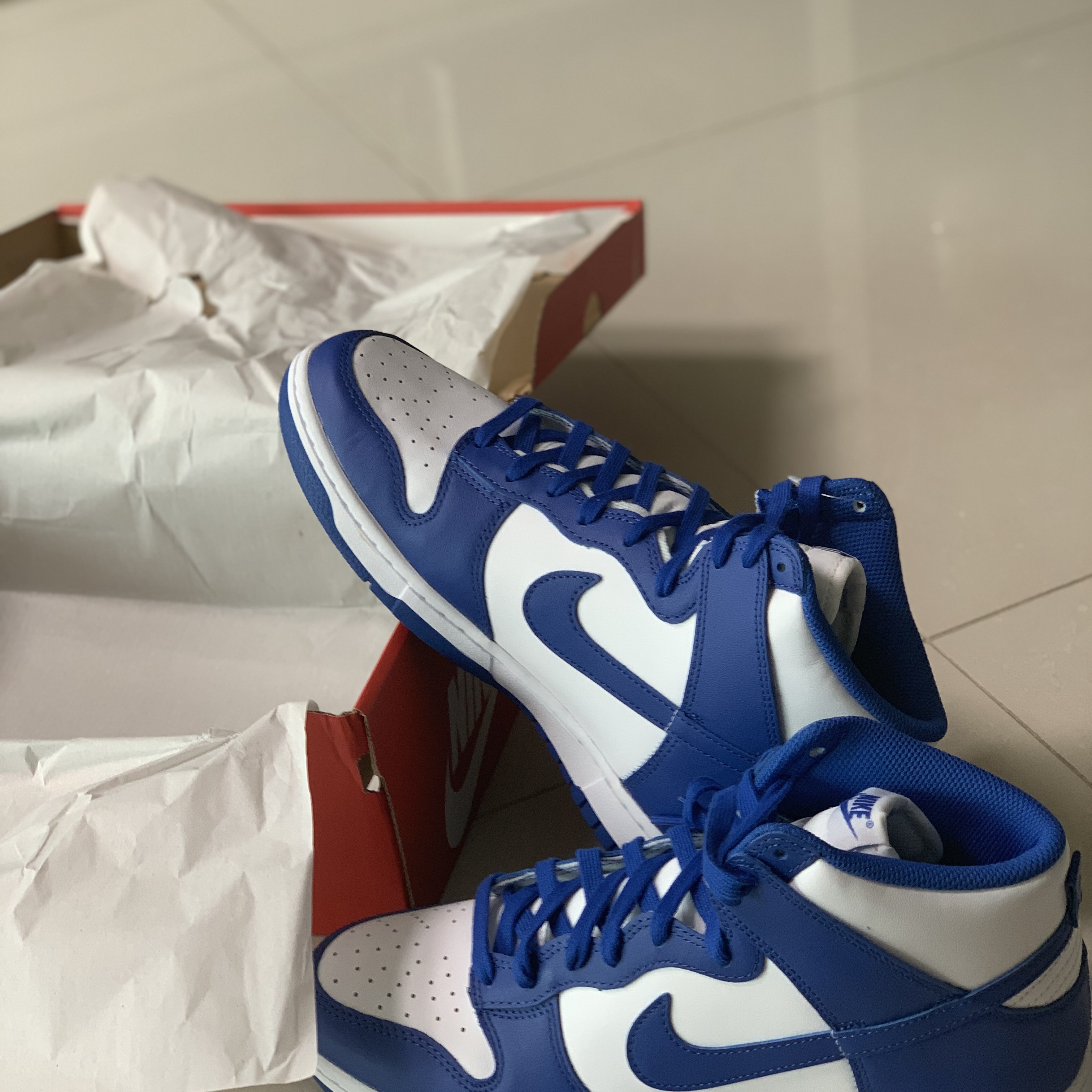 Nike Dunk High Retro Game Royal 착용 스타일 - 2
