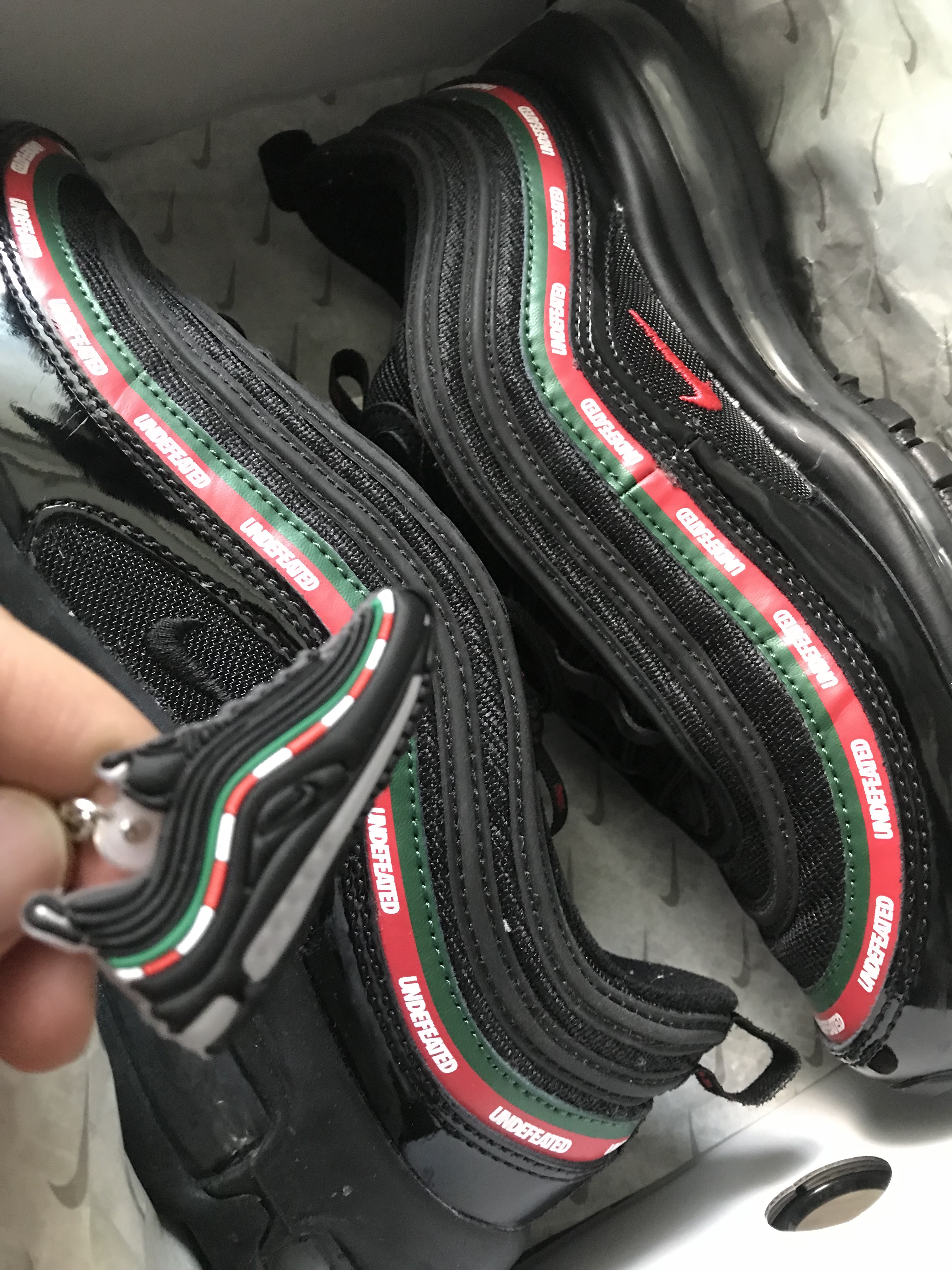 Nike x Undefeated Air Max 97 Black 착용 스타일
