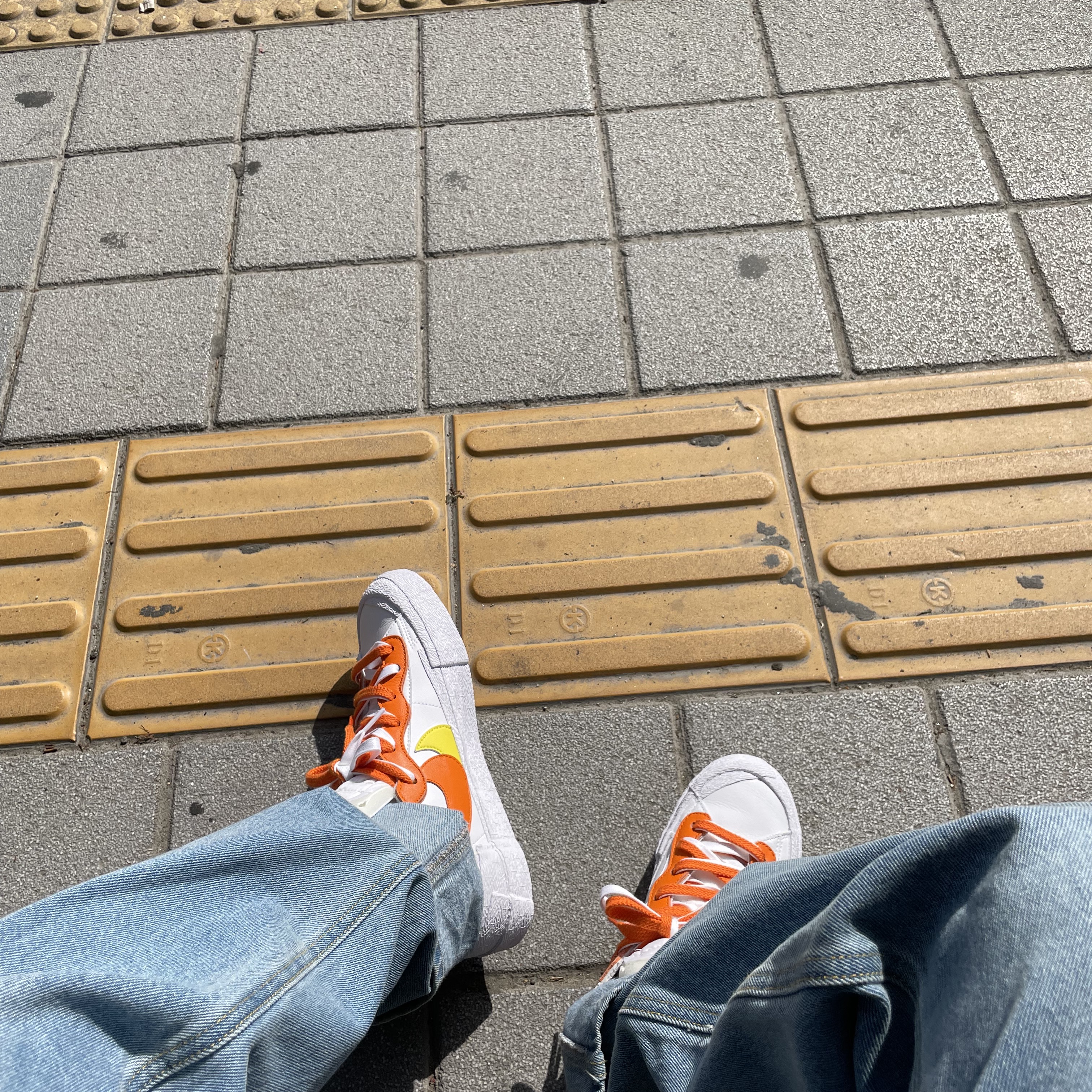Nike x Sacai Blazer Low Magma Orange 착용 스타일
