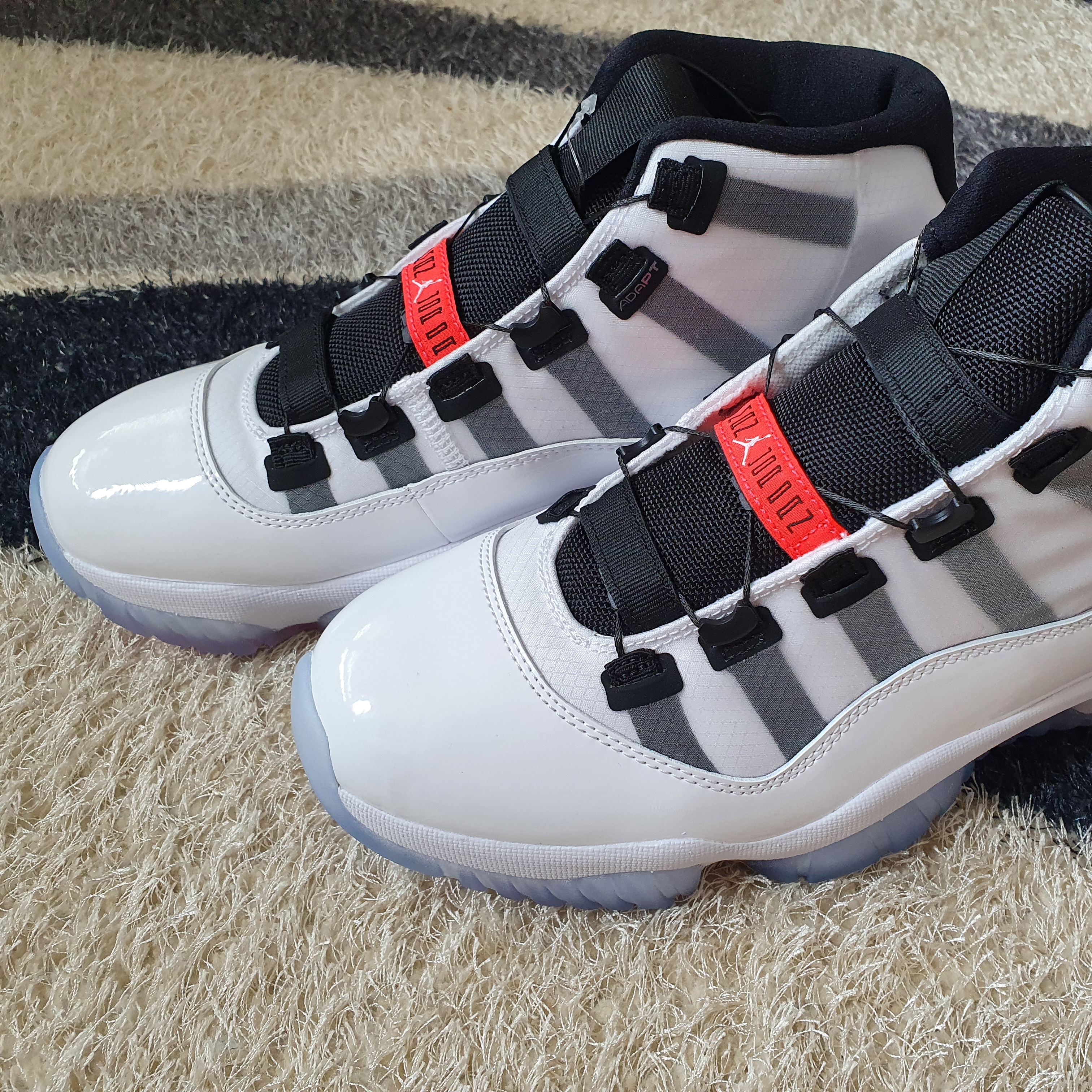 Jordan 11 Adapt (KR Charger) 착용 스타일 - 5