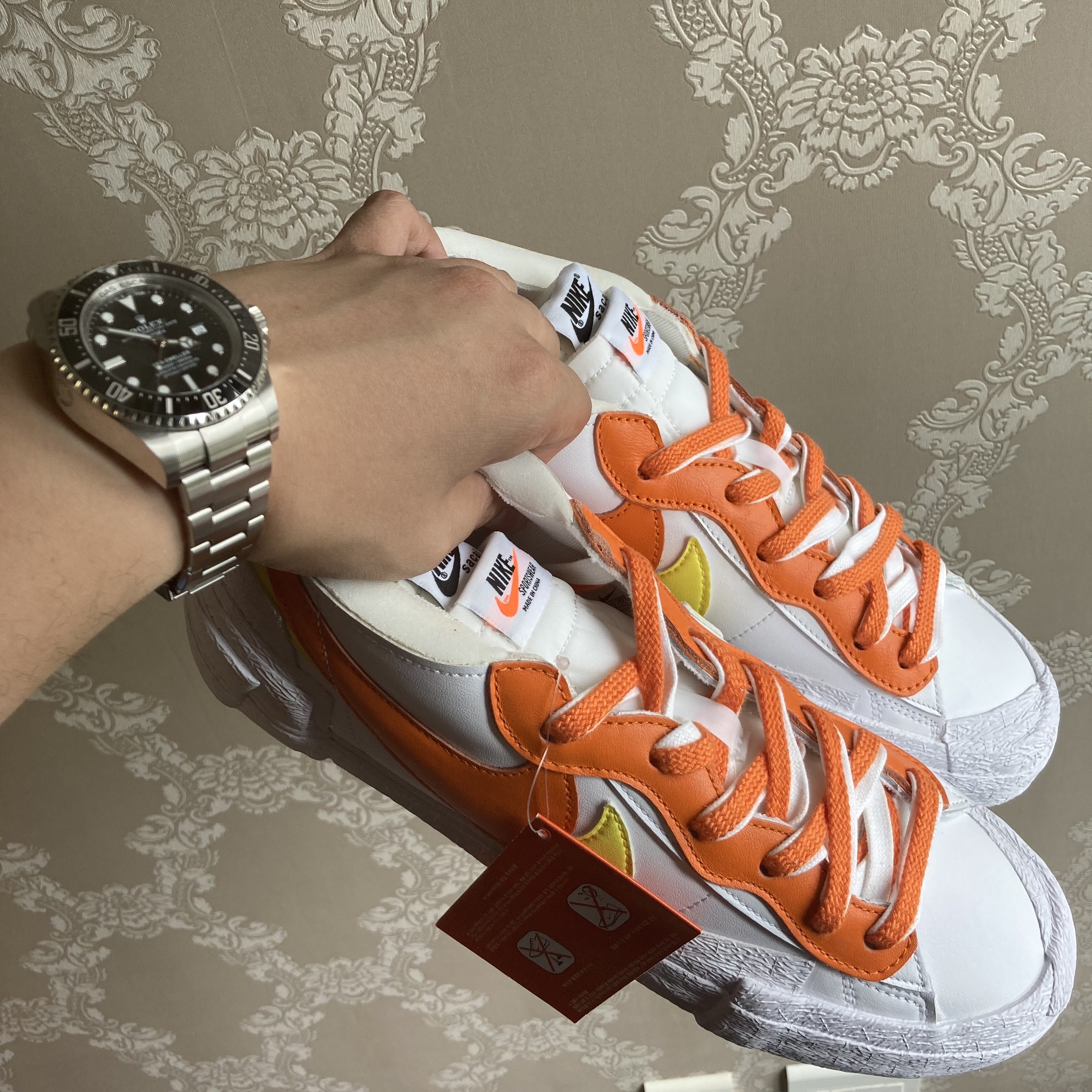 Nike x Sacai Blazer Low Magma Orange 착용 스타일