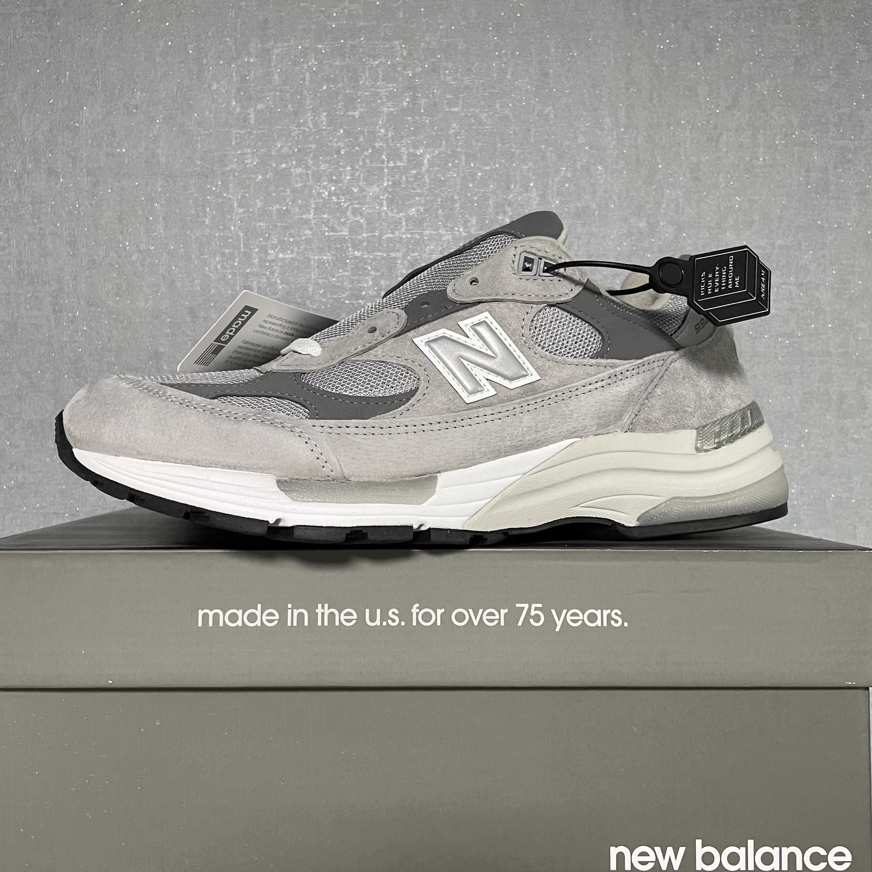 New Balance 992 Made in USA Grey - D Standard 착용 스타일