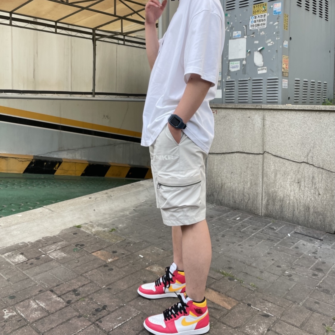 Jordan 1 Retro High OG Light Fusion Red 착용 스타일 - 1