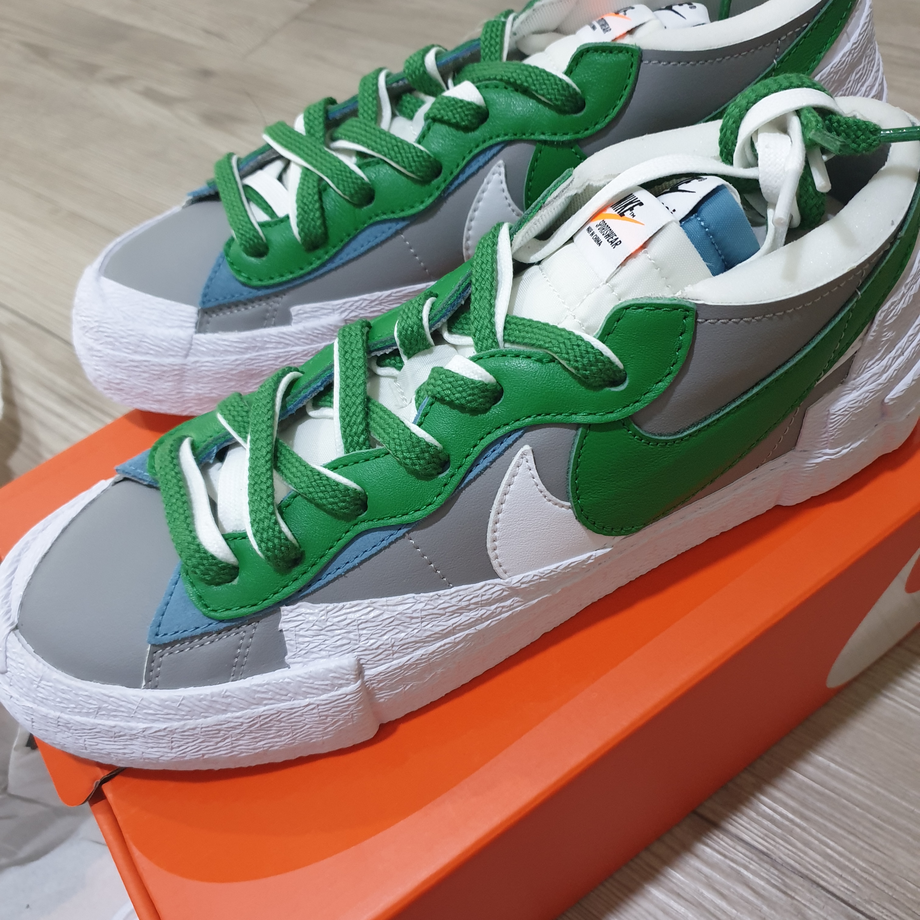 Nike x Sacai Blazer Low Classic Green 착용 스타일 - 1