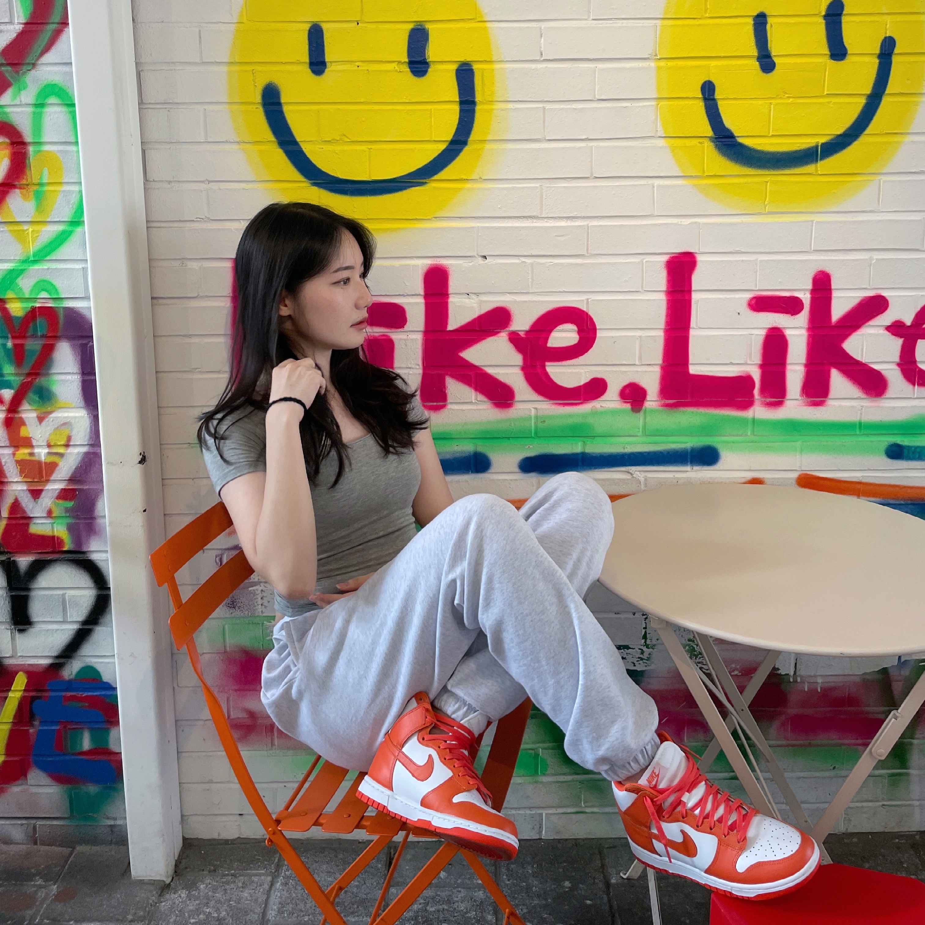(W) Nike Dunk High Orange Blaze 착용 스타일