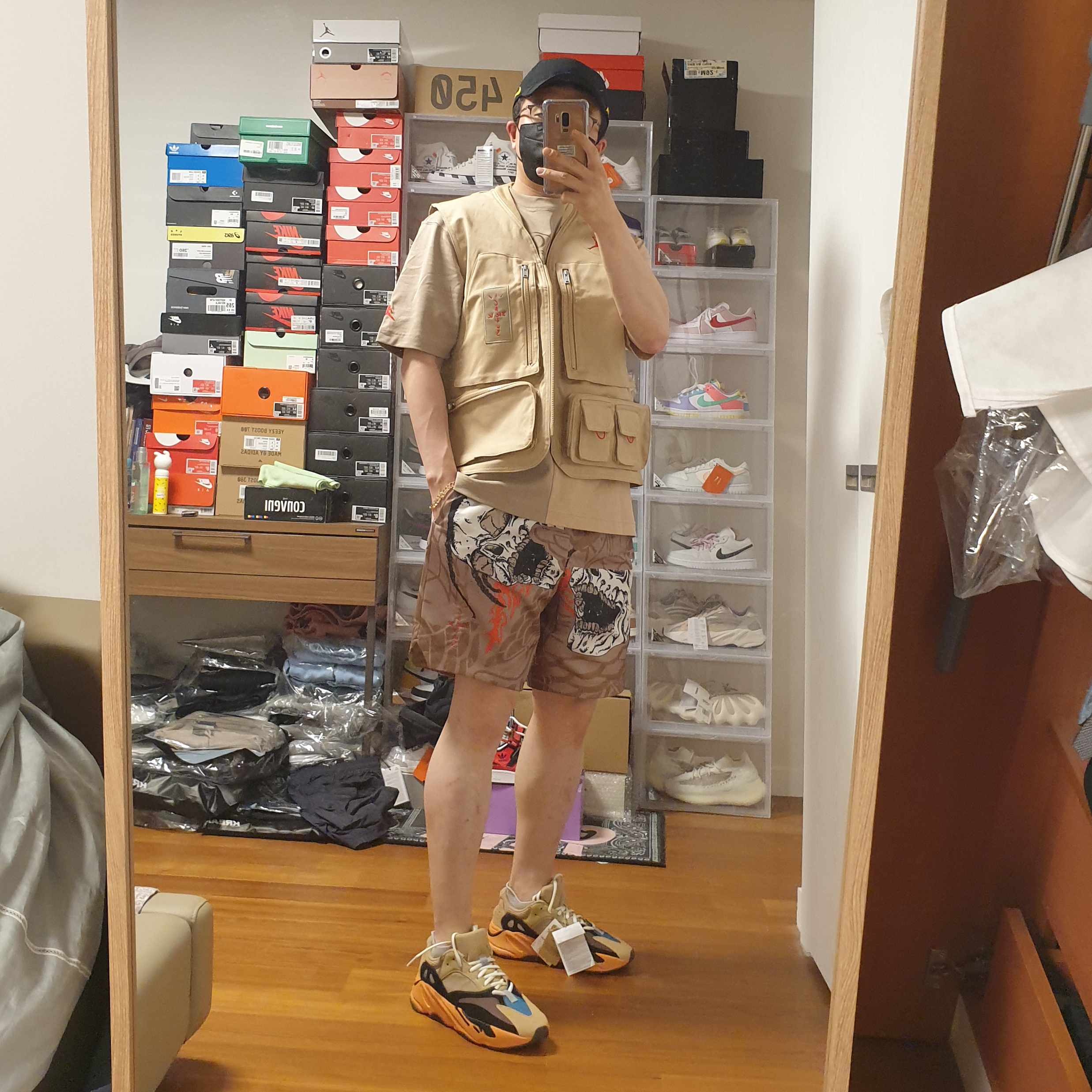 Jordan x Travis Scott S/S Top - Asia, Jordan x Travis Scott Utility Vest - Asia 착용 스타일 - 1