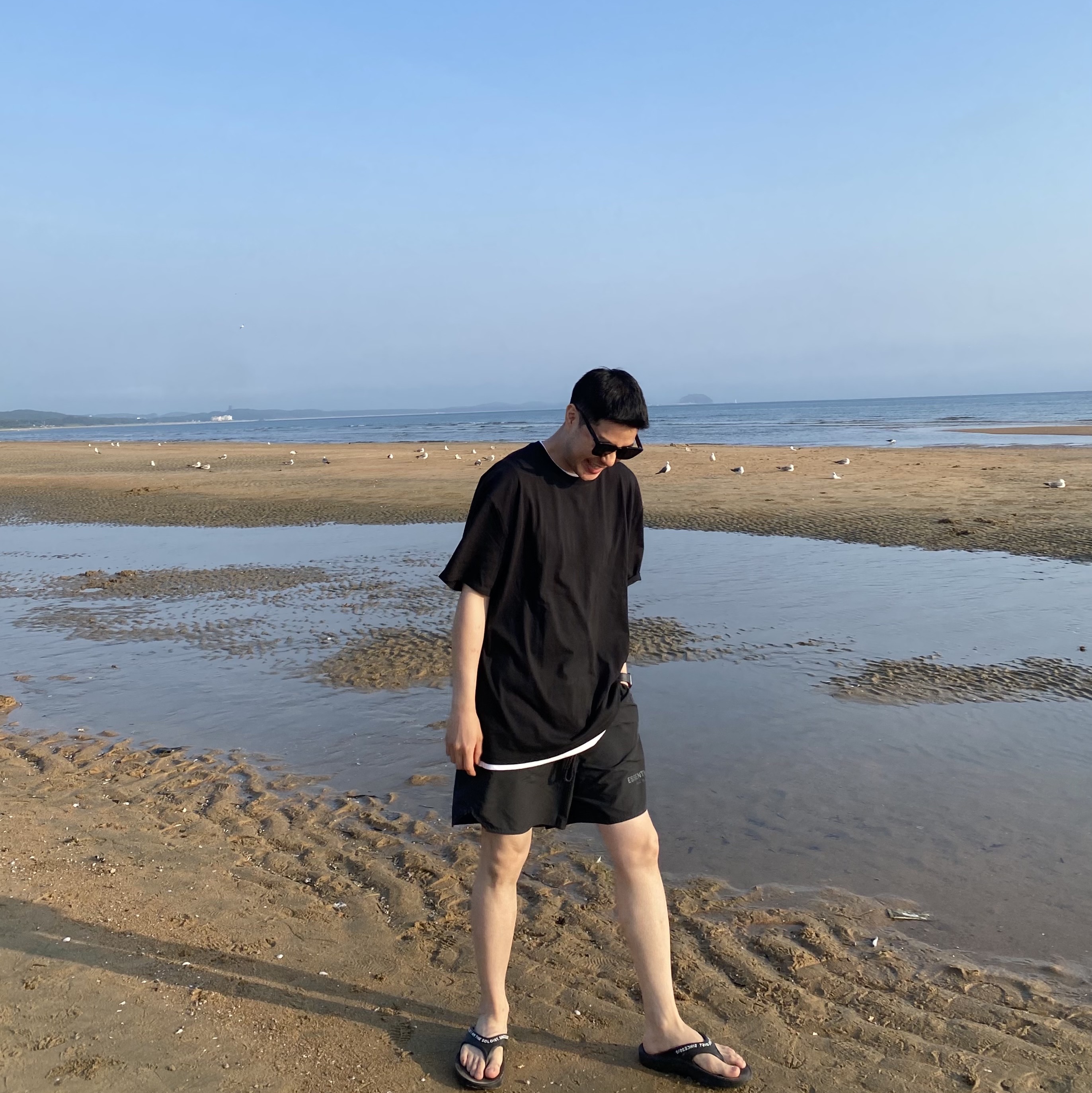 Essentials T-Shirt Black - 21SS, Essentials Volley Shorts Black - 21SS 착용 스타일