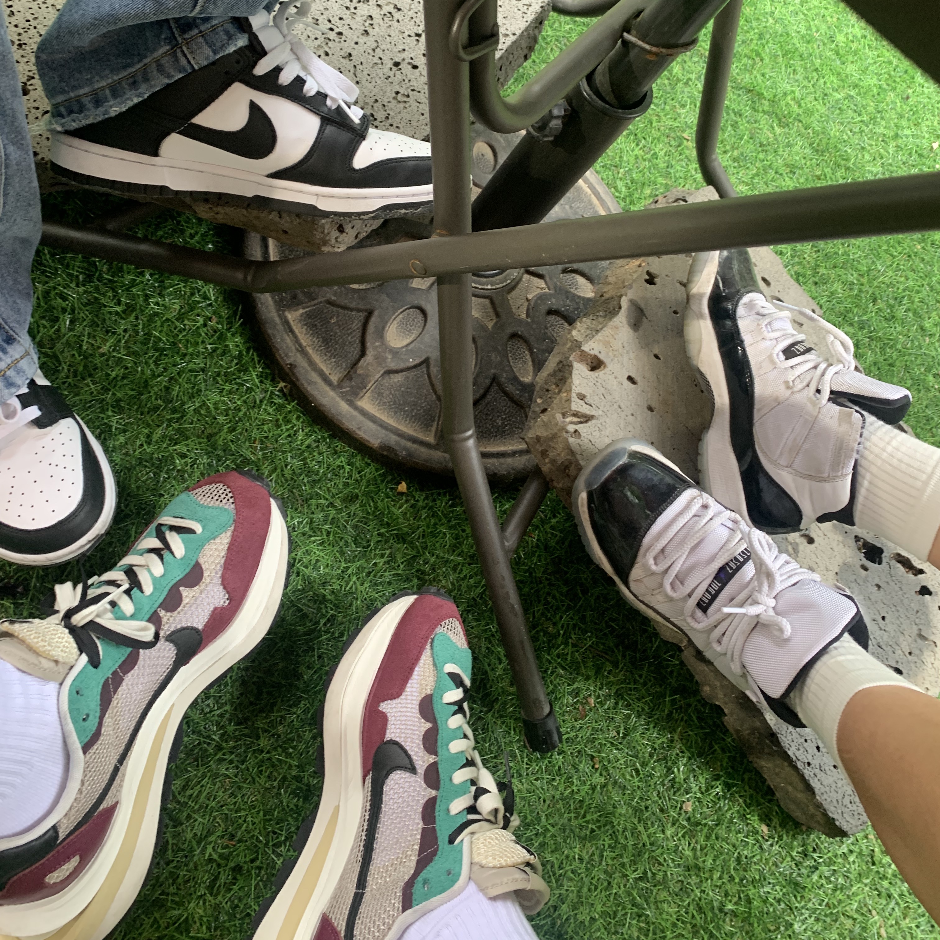Nike x Sacai VaporWaffle String & Black Villain Red, (GS) Jordan 11 Retro Concord 2018 착용 스타일 - 2