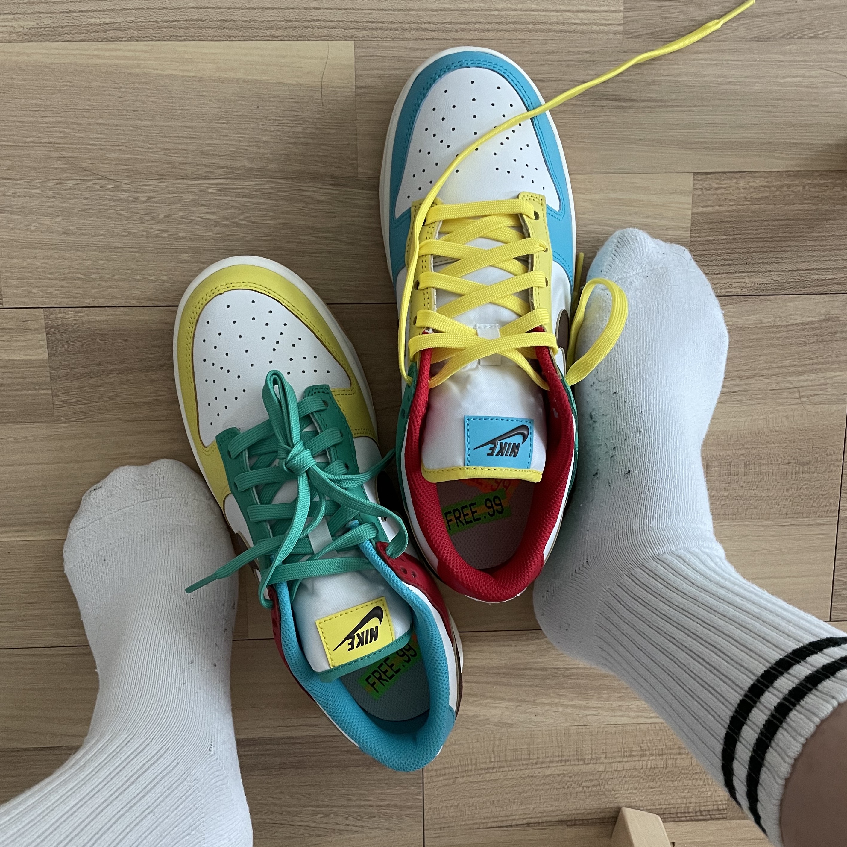 Nike Dunk Low SE Free.99 White 착용 스타일