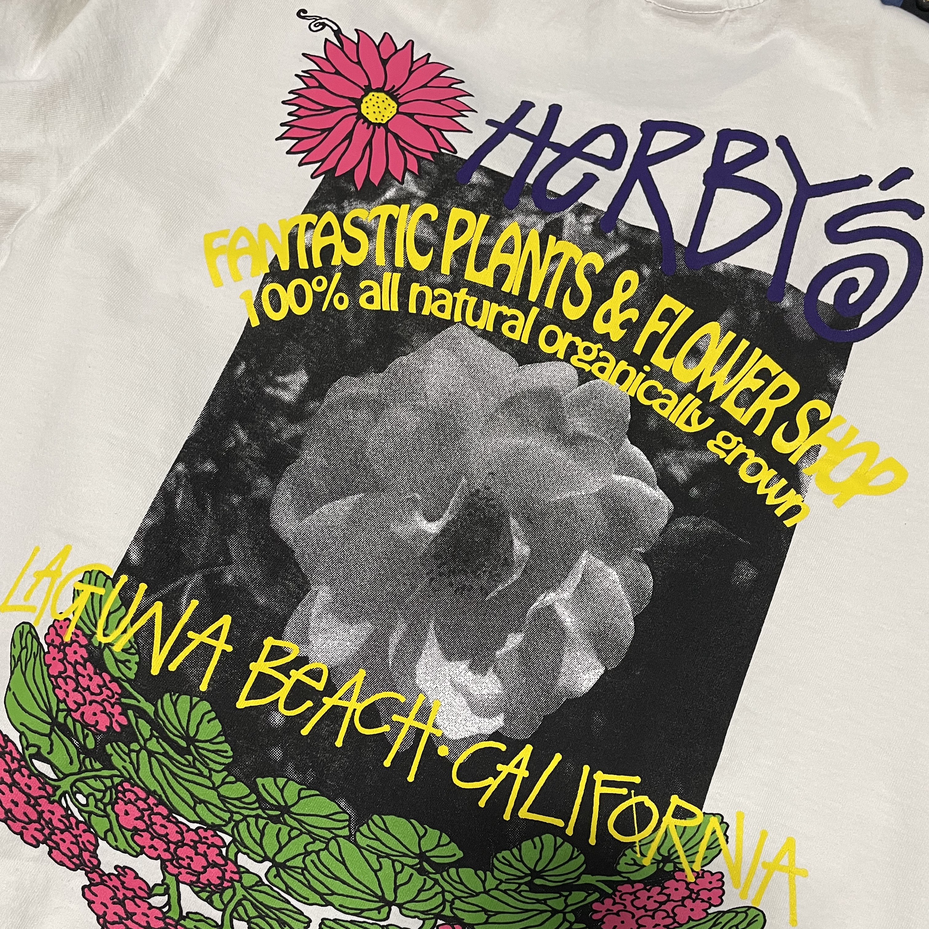 Stussy Herby's Dyed T-Shirt Natural 착용 스타일 - 3