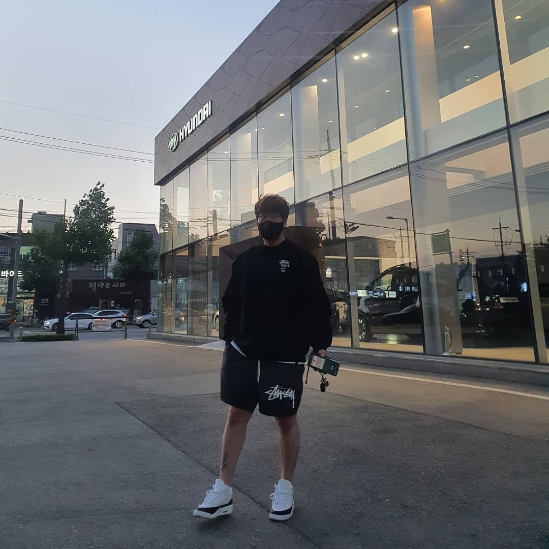 Nike x Stussy Water Shorts Off Noir, Nike x Stussy NRG ZR Fleece Crewneck Black - Asia 착용 스타일