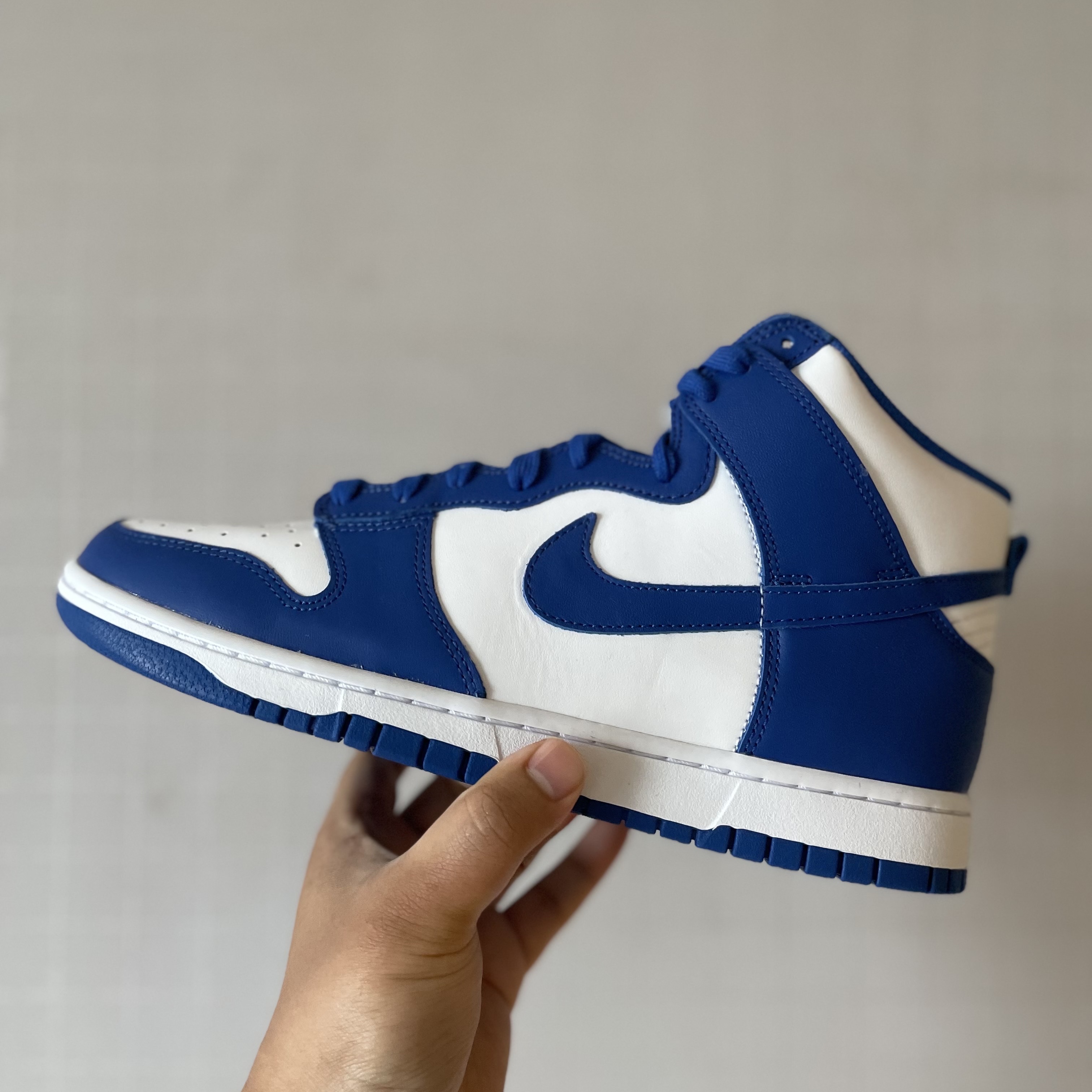 Nike Dunk High Retro Game Royal 착용 스타일 - 1