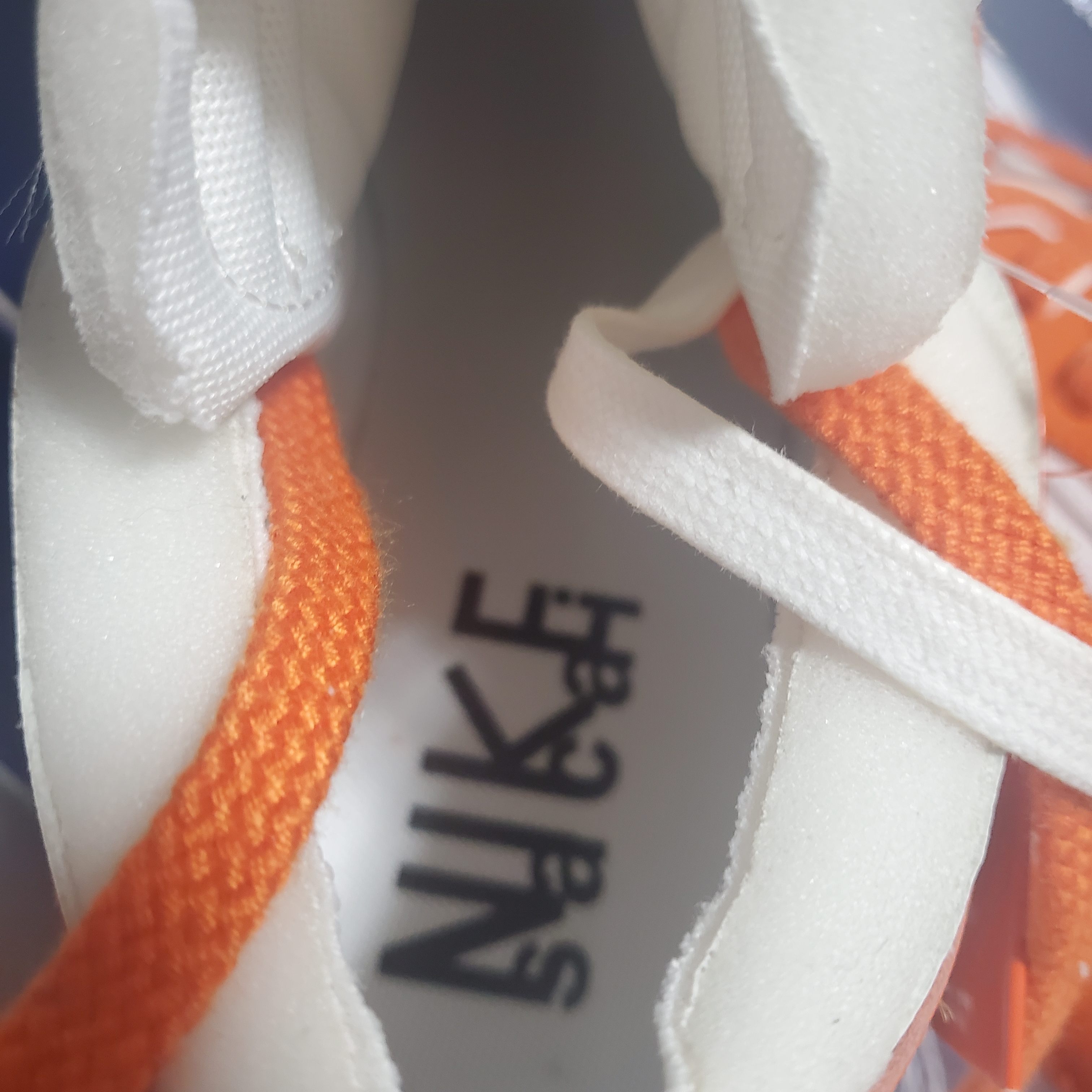 Nike x Sacai Blazer Low Magma Orange 착용 스타일 - 4