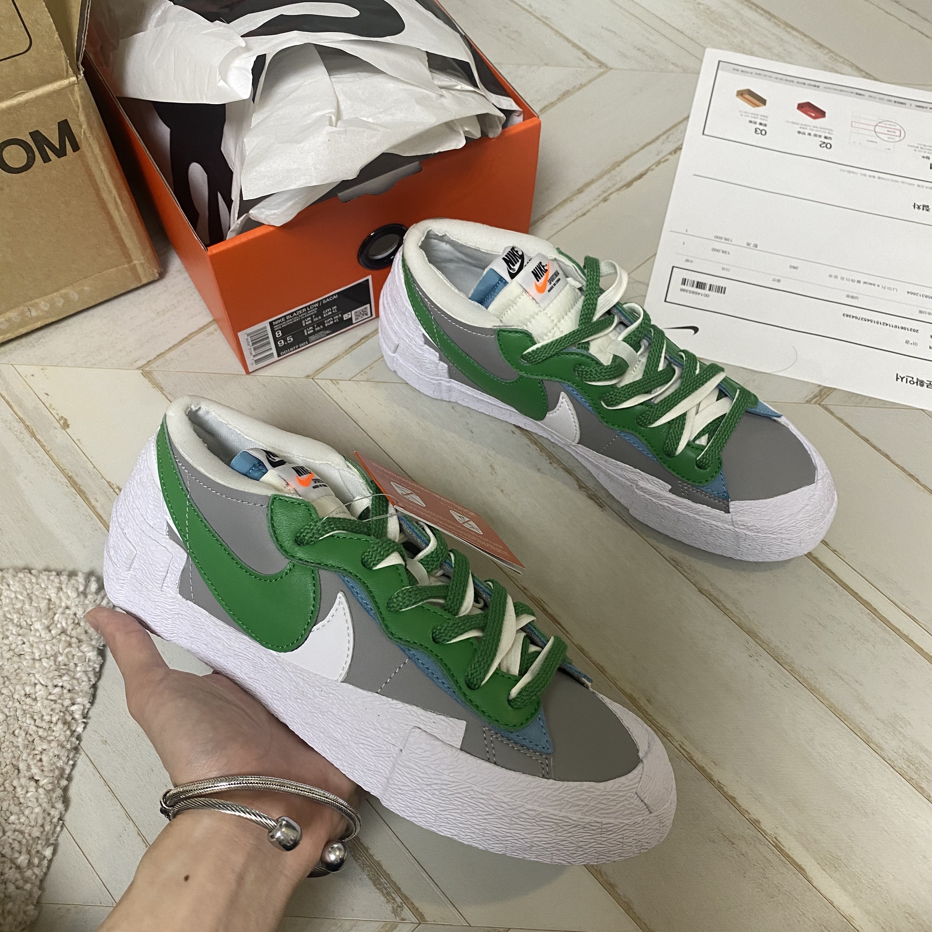 Nike x Sacai Blazer Low Classic Green 착용 스타일 - 1