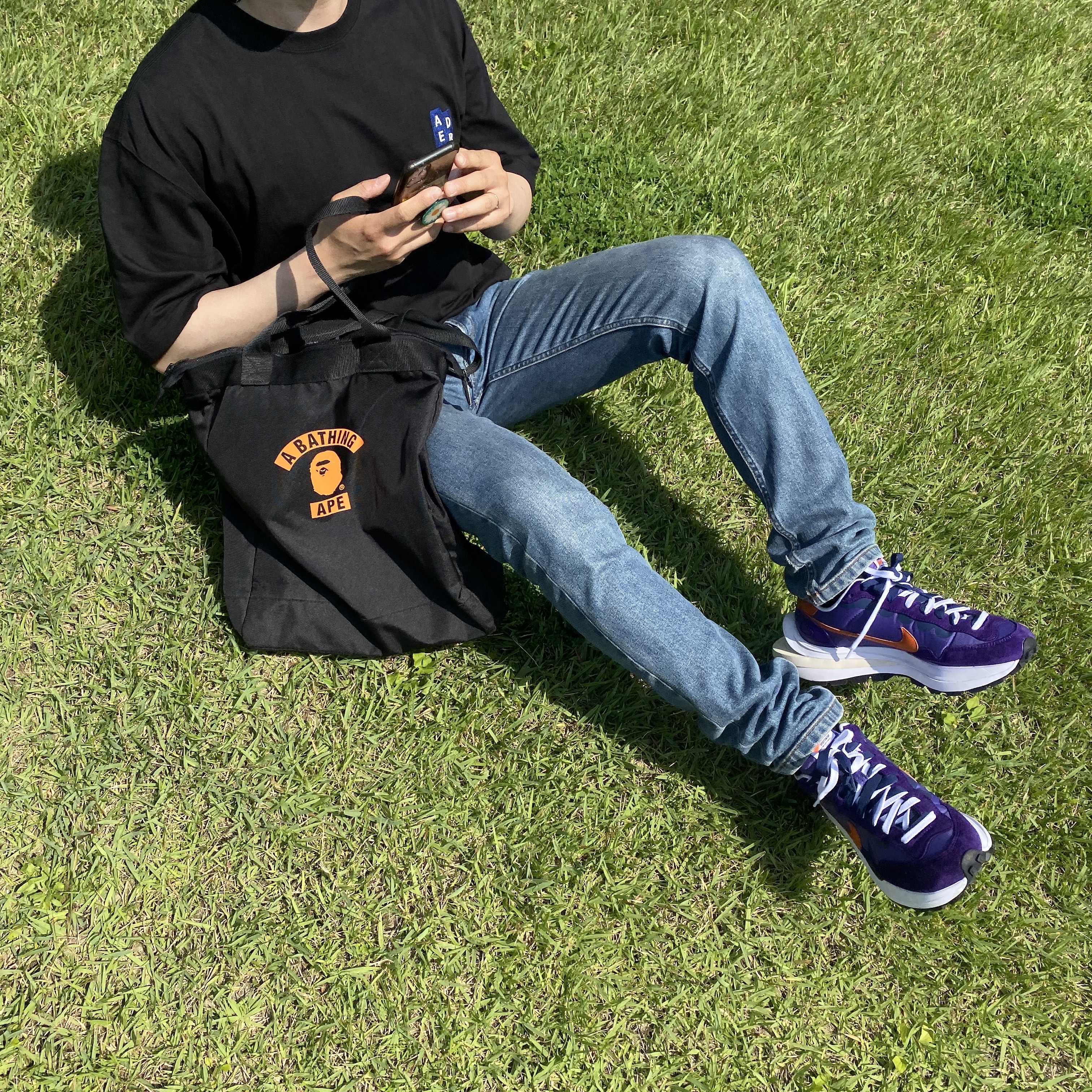 Nike x Sacai VaporWaffle Dark Iris 착용 스타일