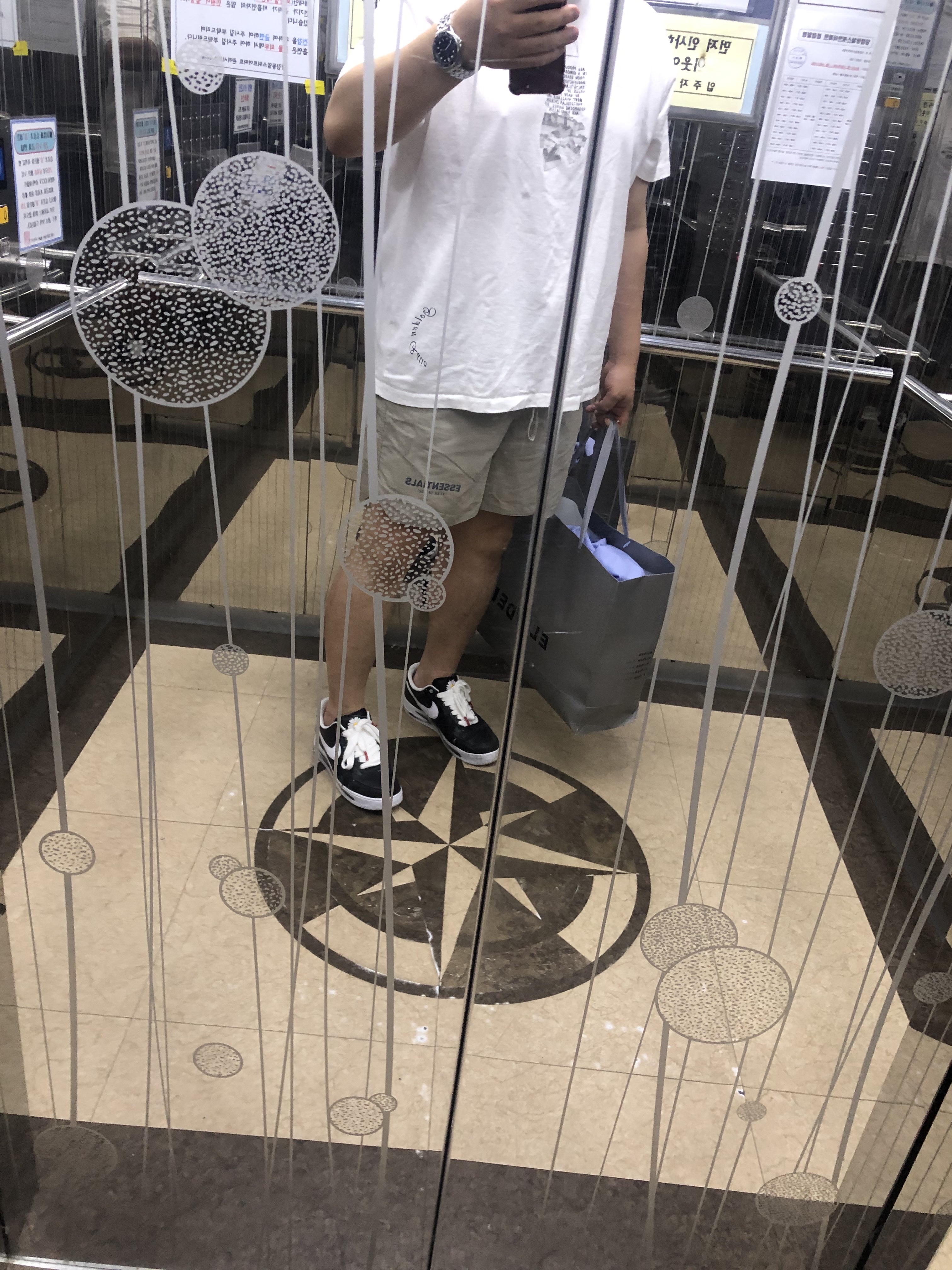 Nike x Peaceminusone Air Force 1 Low Para-Noise, Essentials Volley Shorts Moss - 20SS 착용 스타일
