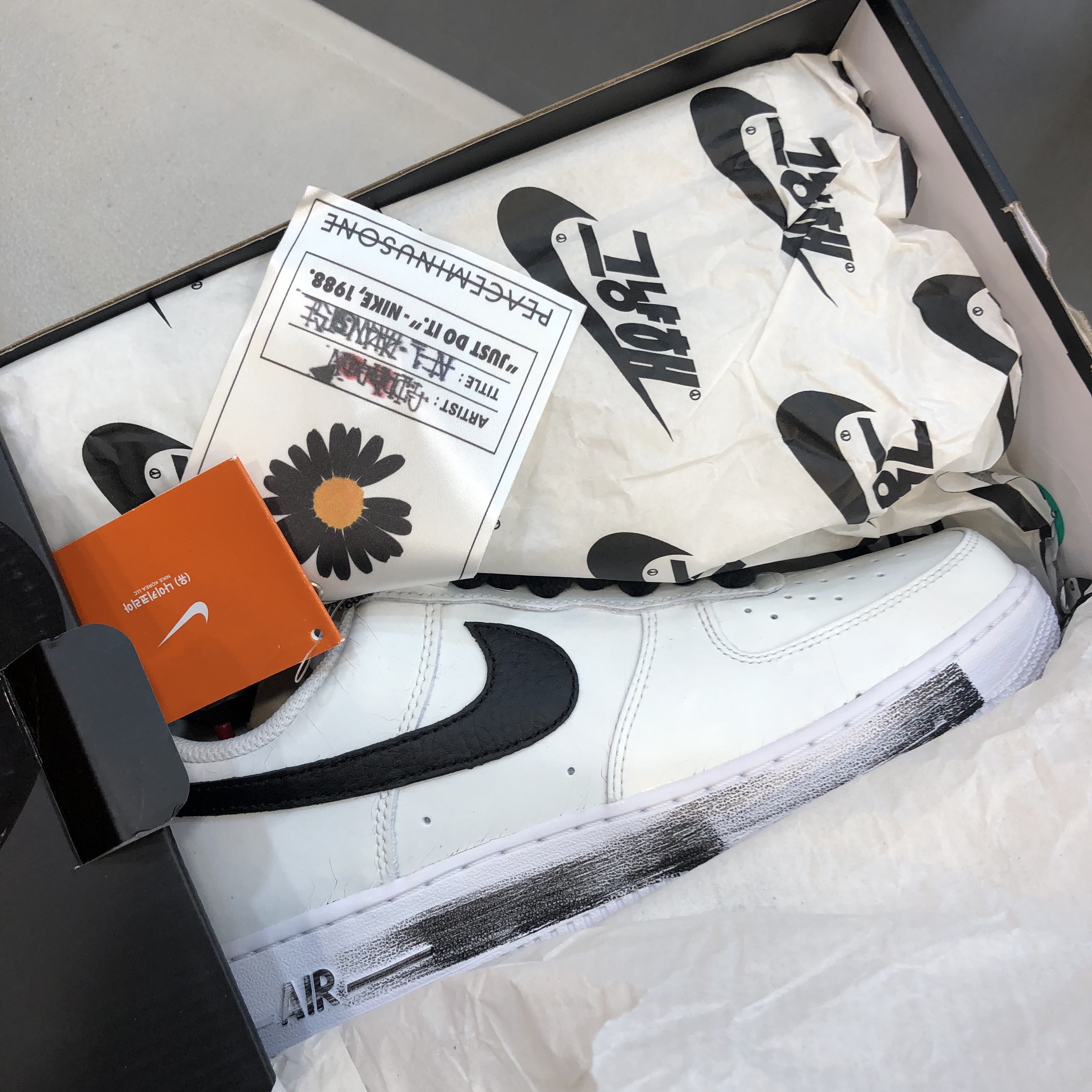 Nike x Peaceminusone Air Force 1 Low Para-Noise 2.0 착용 스타일