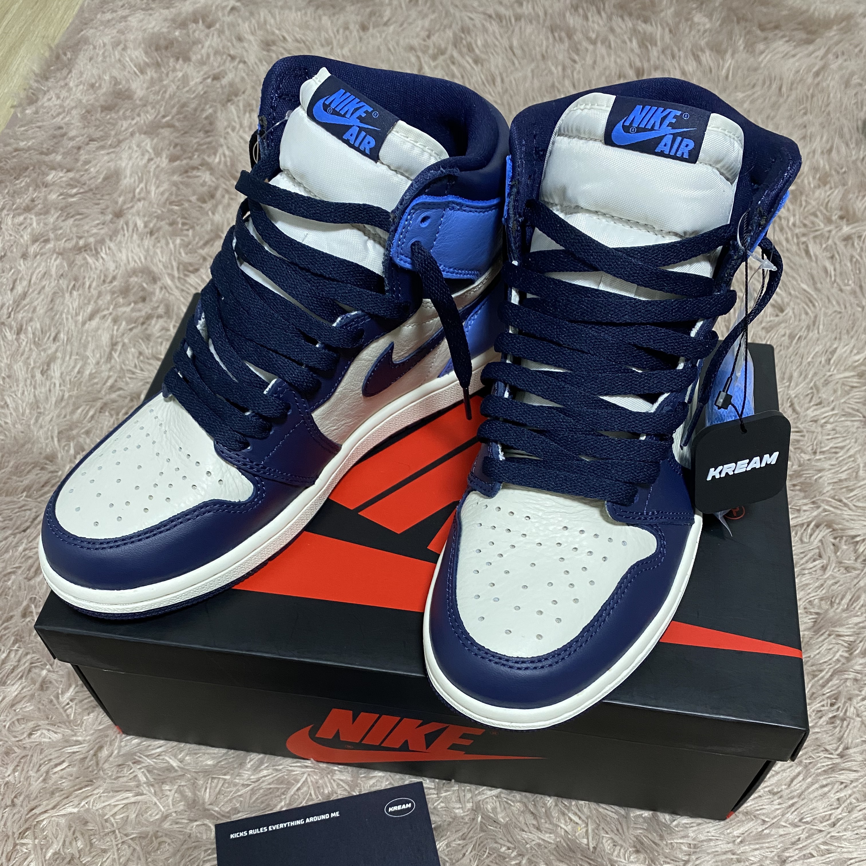 Jordan 1 Retro High Obsidian UNC 착용 스타일