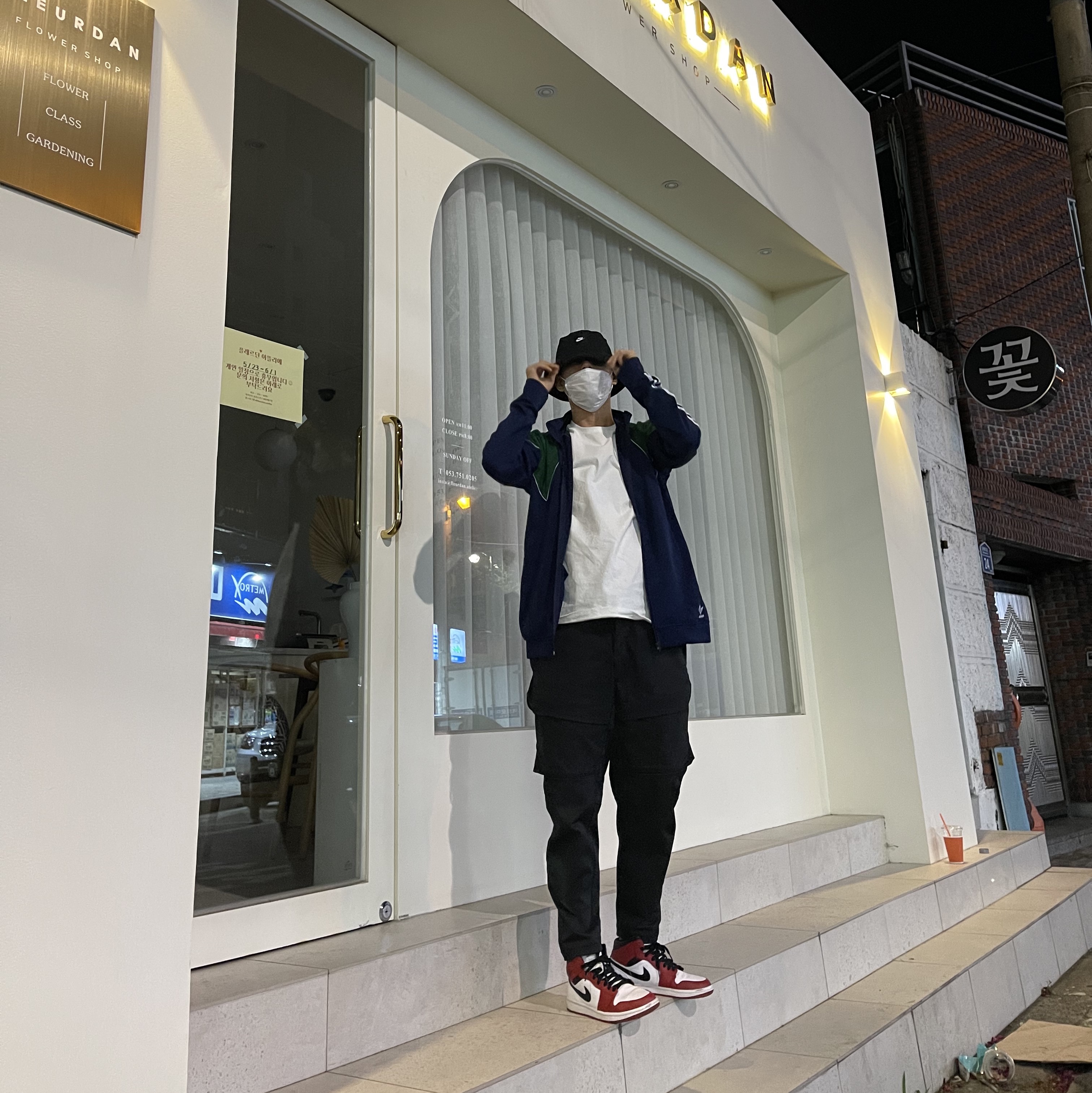 Jordan 1 Mid Chicago 2020 착용 스타일 - 2