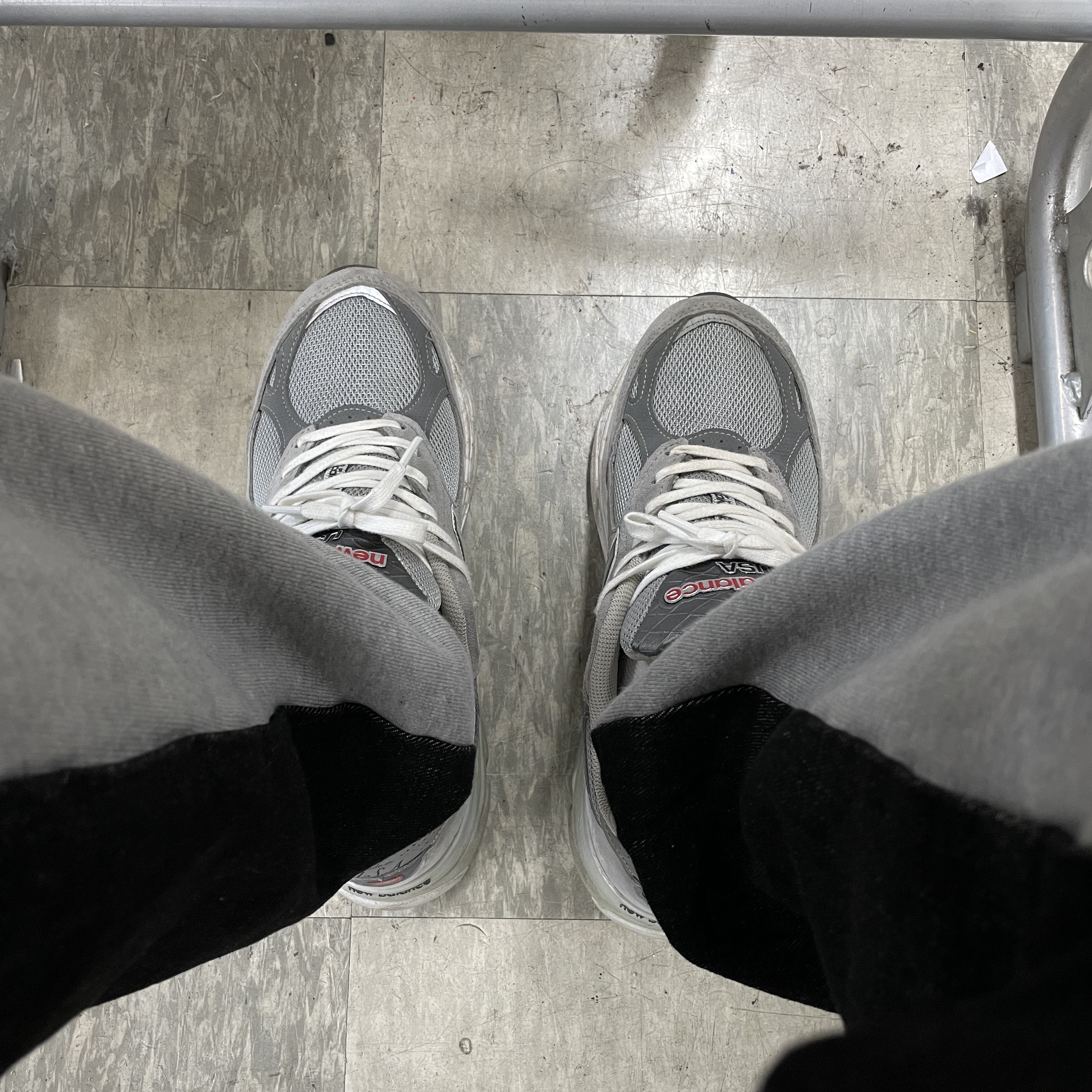 New Balance 990v3 Made in USA Grey - D Standard 착용 스타일 - 1