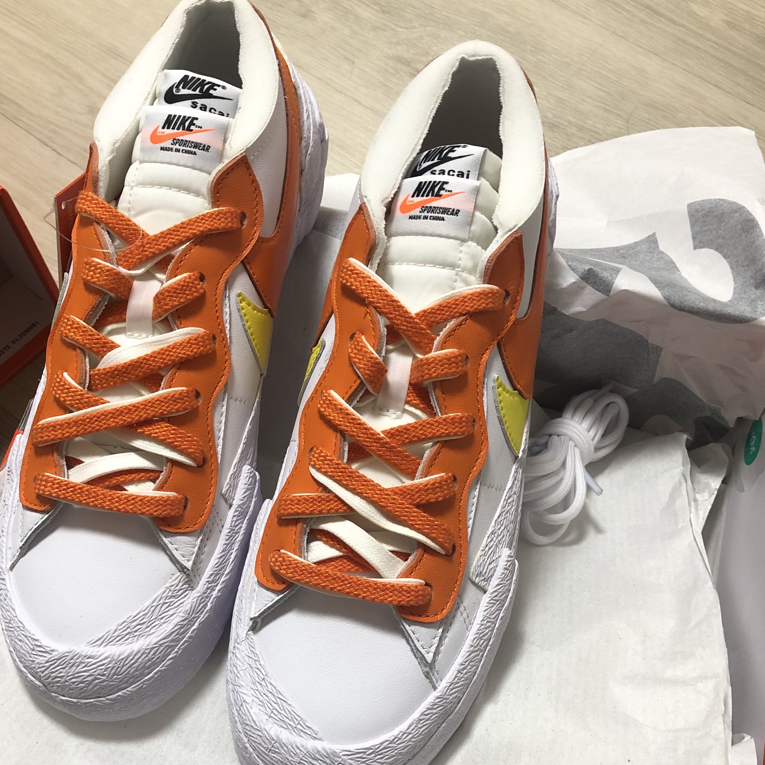 Nike x Sacai Blazer Low Magma Orange 착용 스타일