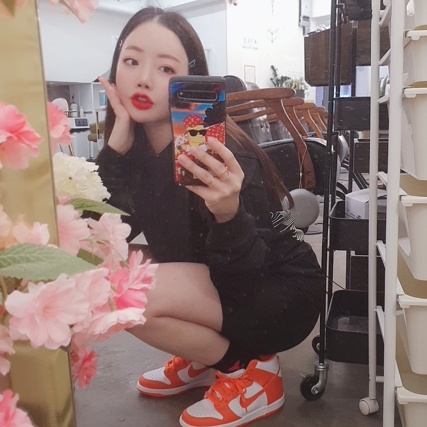 (GS) Nike Dunk High Orange Blaze 착용 스타일