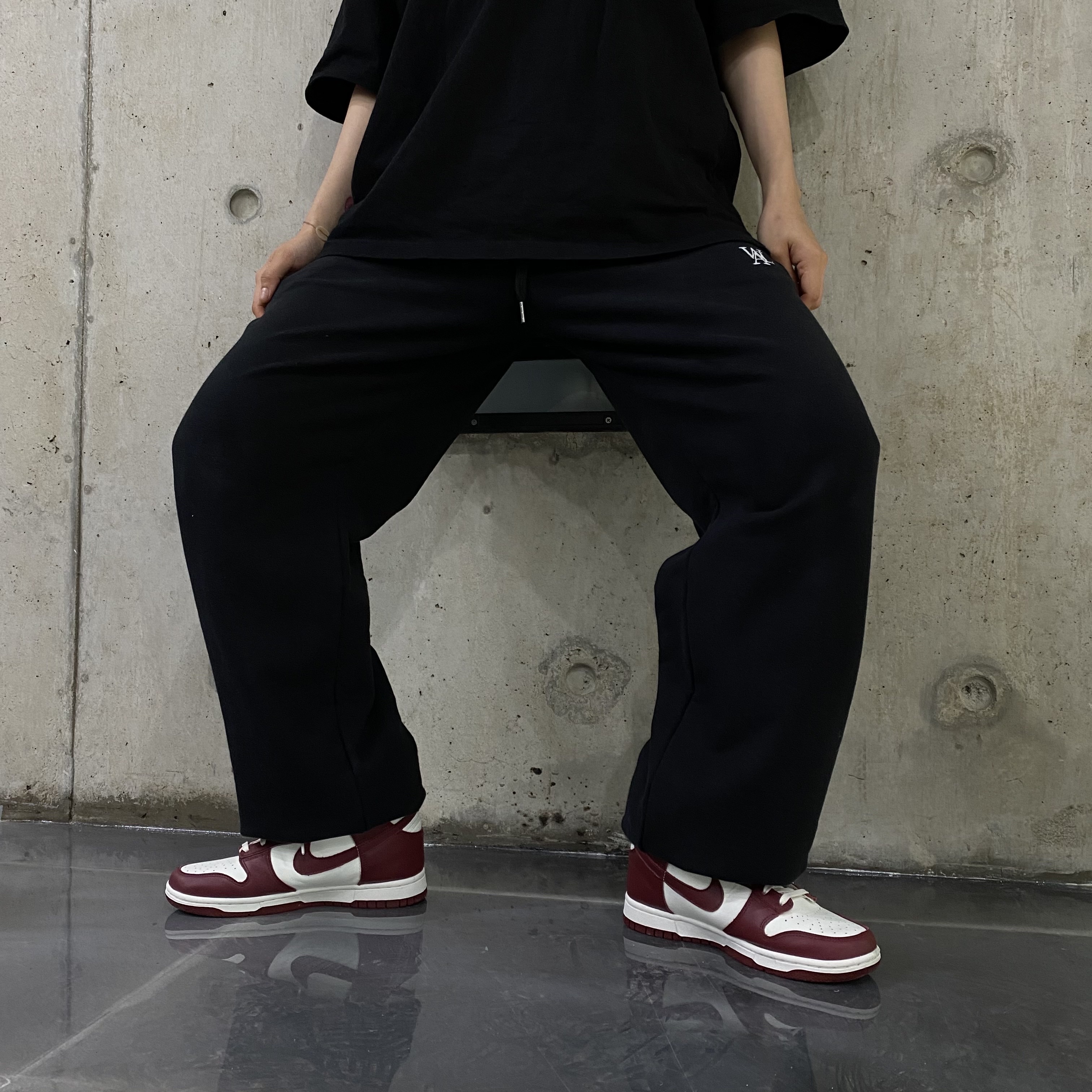 (W) Nike Dunk High Team Red 착용 스타일 - 1