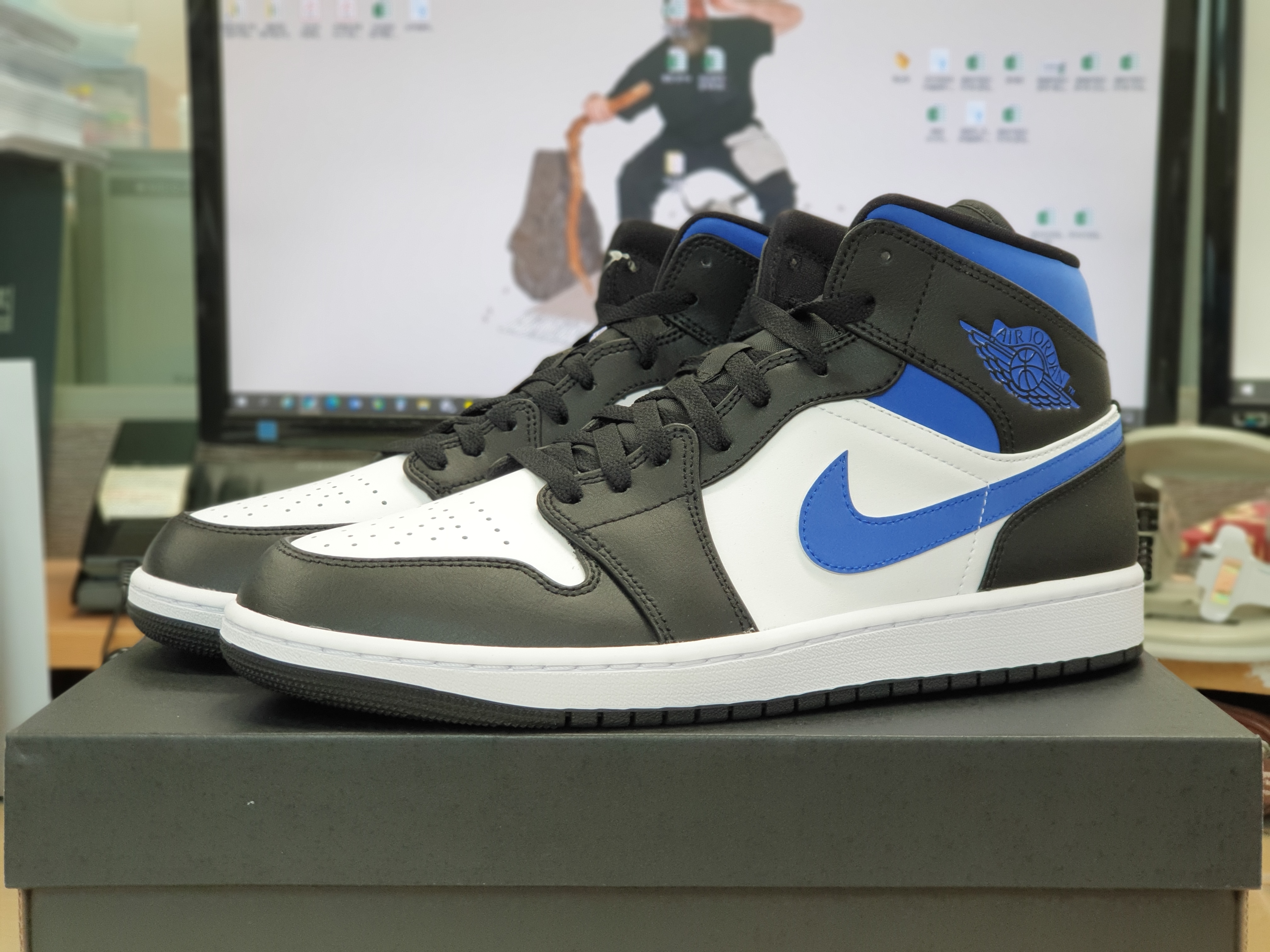 Jordan 1 Mid Racer Blue 착용 스타일
