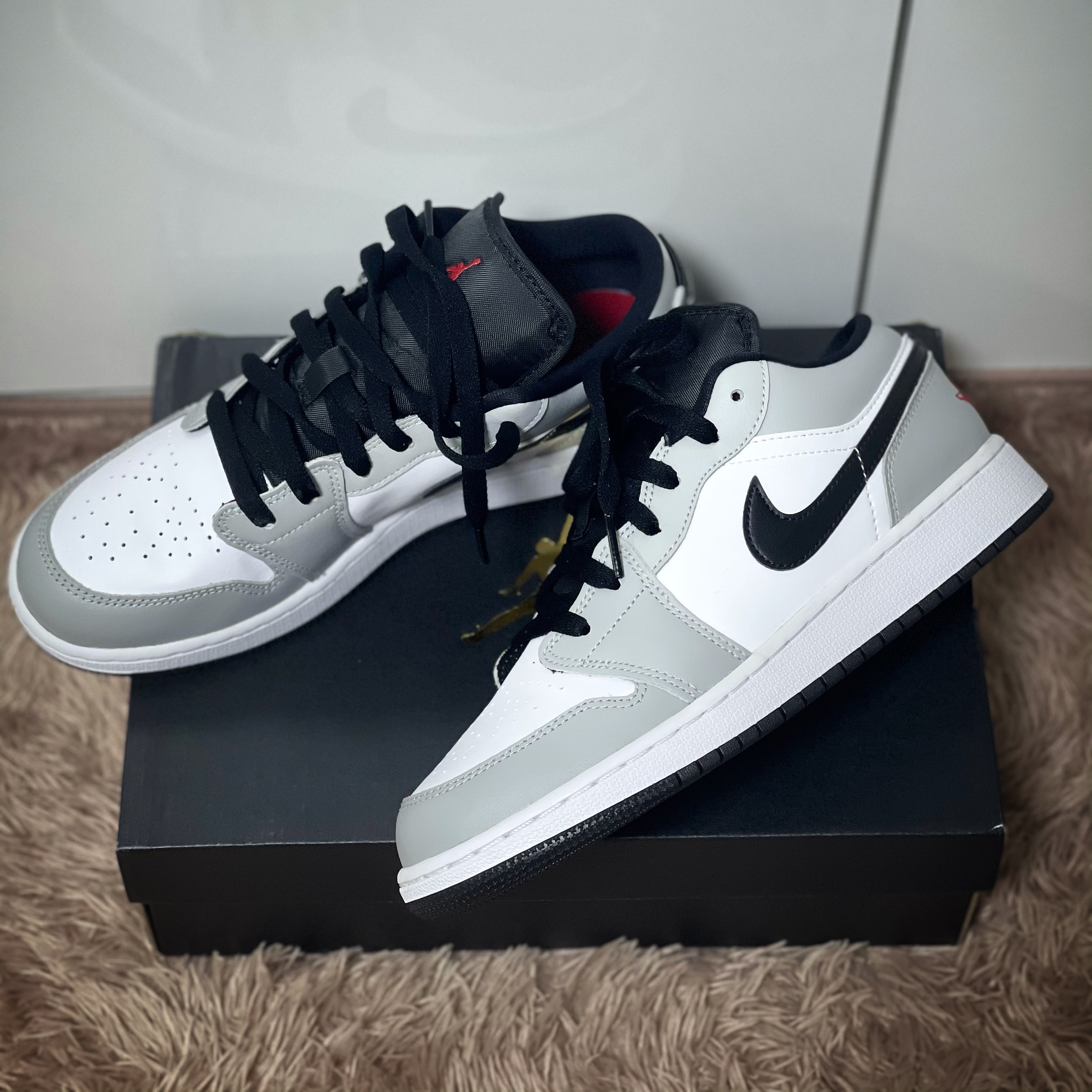 Jordan 1 Low Light Smoke Grey 착용 스타일 - 1