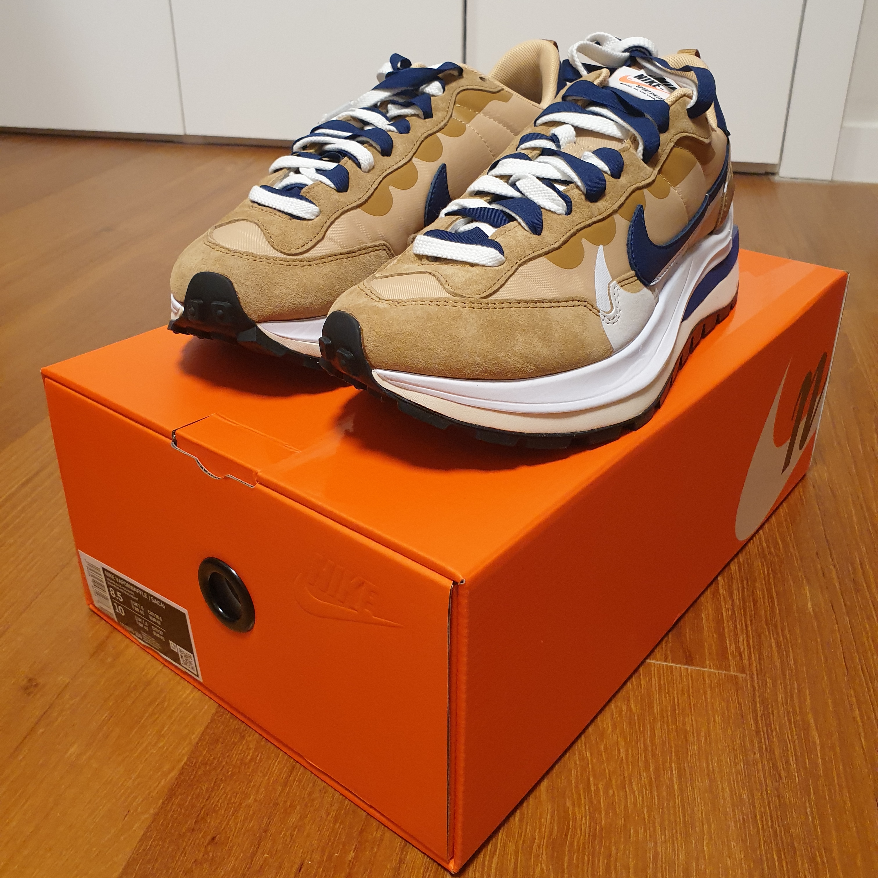 Nike x Sacai VaporWaffle Sesame and Blue Void, Nike x Sacai VaporWaffle Tour Yellow & Gorge Green Sail 착용 스타일 - 3