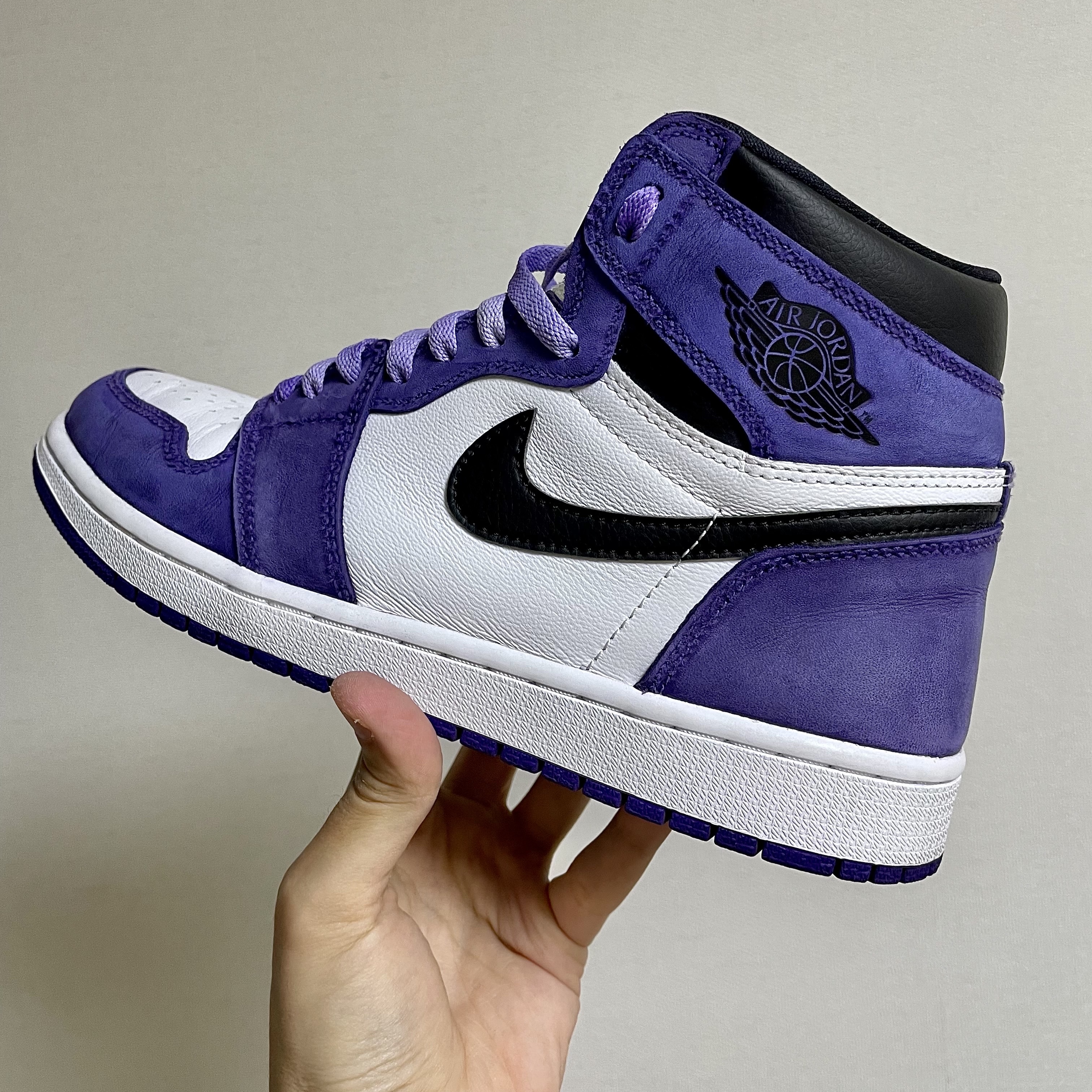 Jordan 1 Retro High OG Court Purple 2020 착용 스타일 - 1