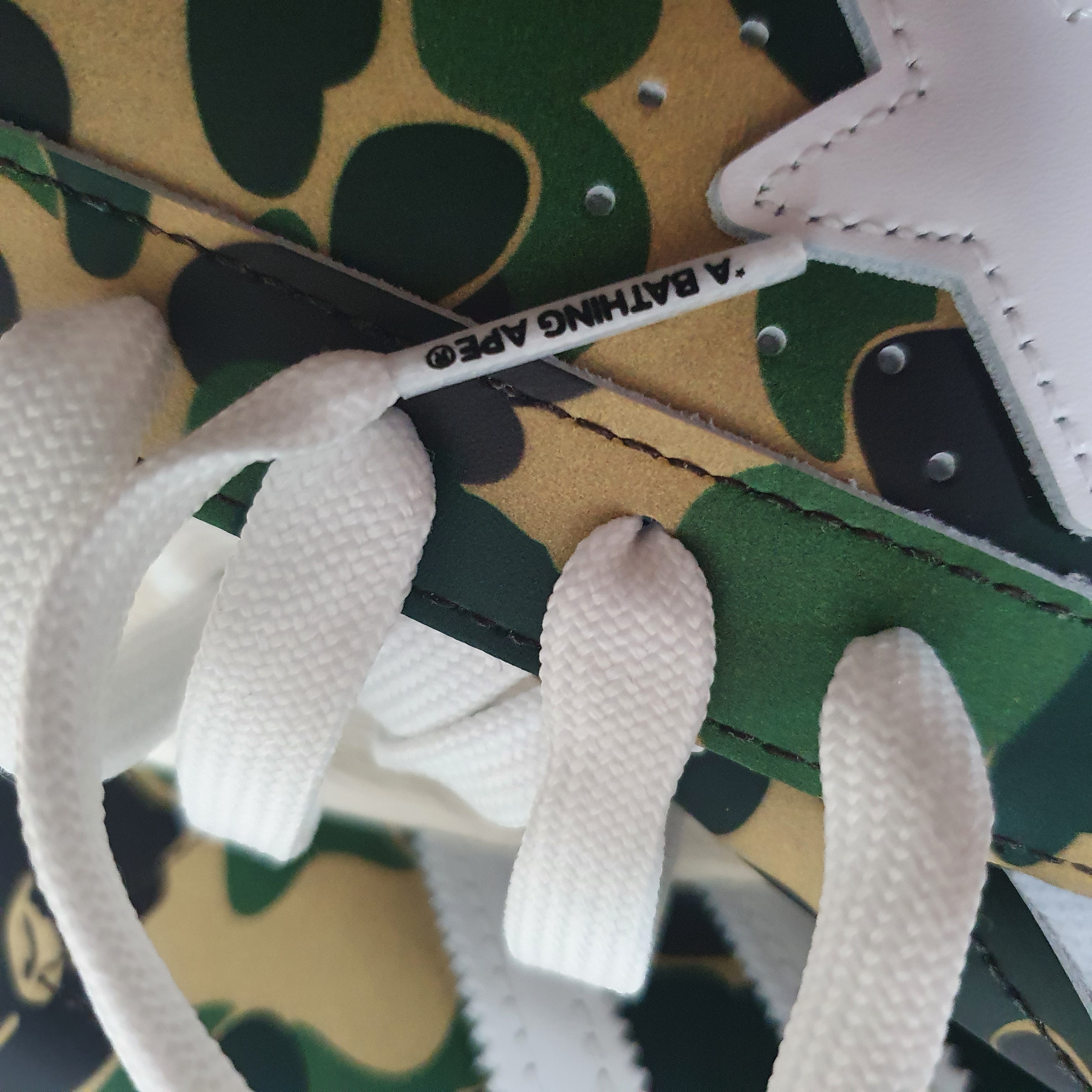 Adidas x BAPE Superstar 80s Green Camo 착용 스타일 - 4