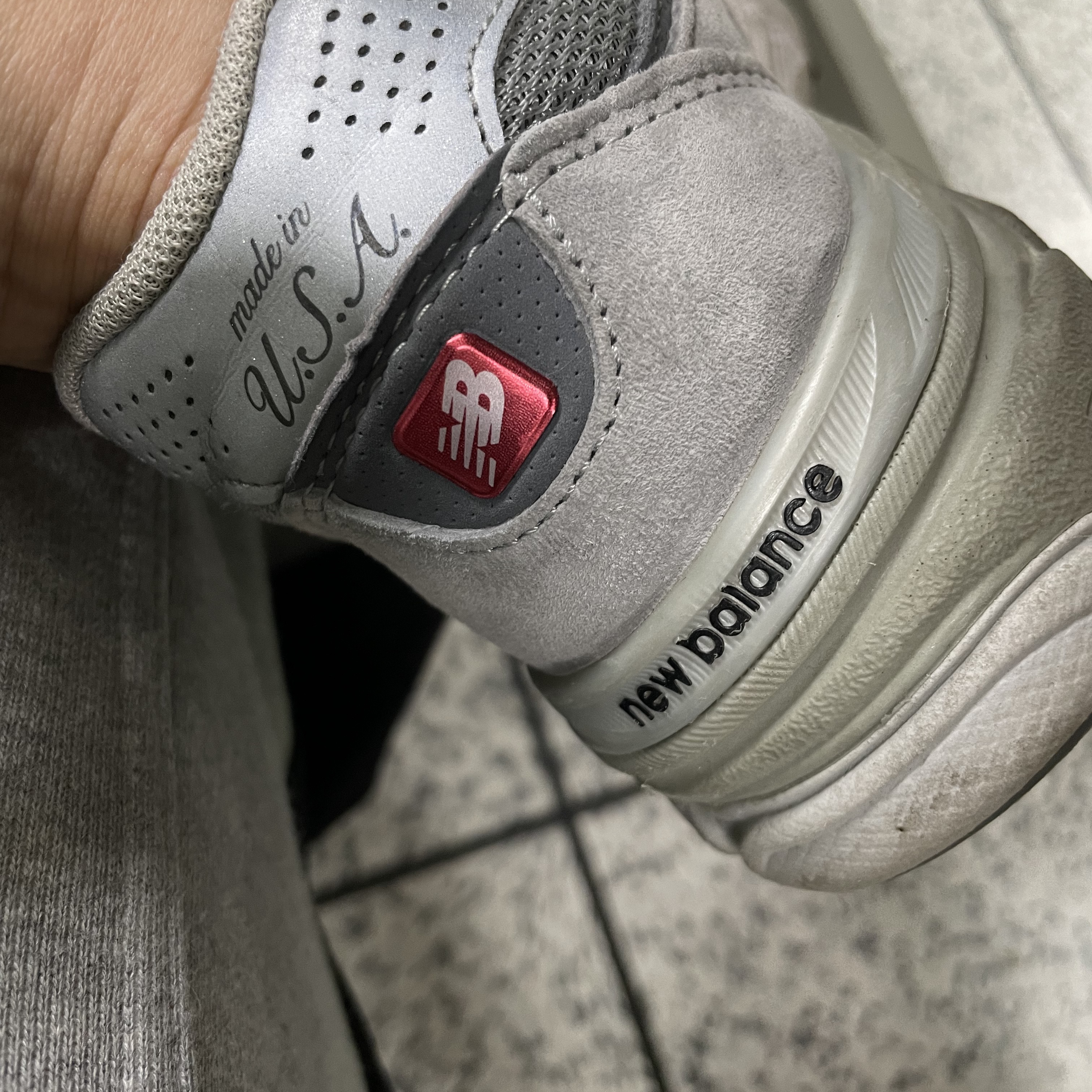New Balance 990v3 Made in USA Grey - D Standard 착용 스타일 - 3