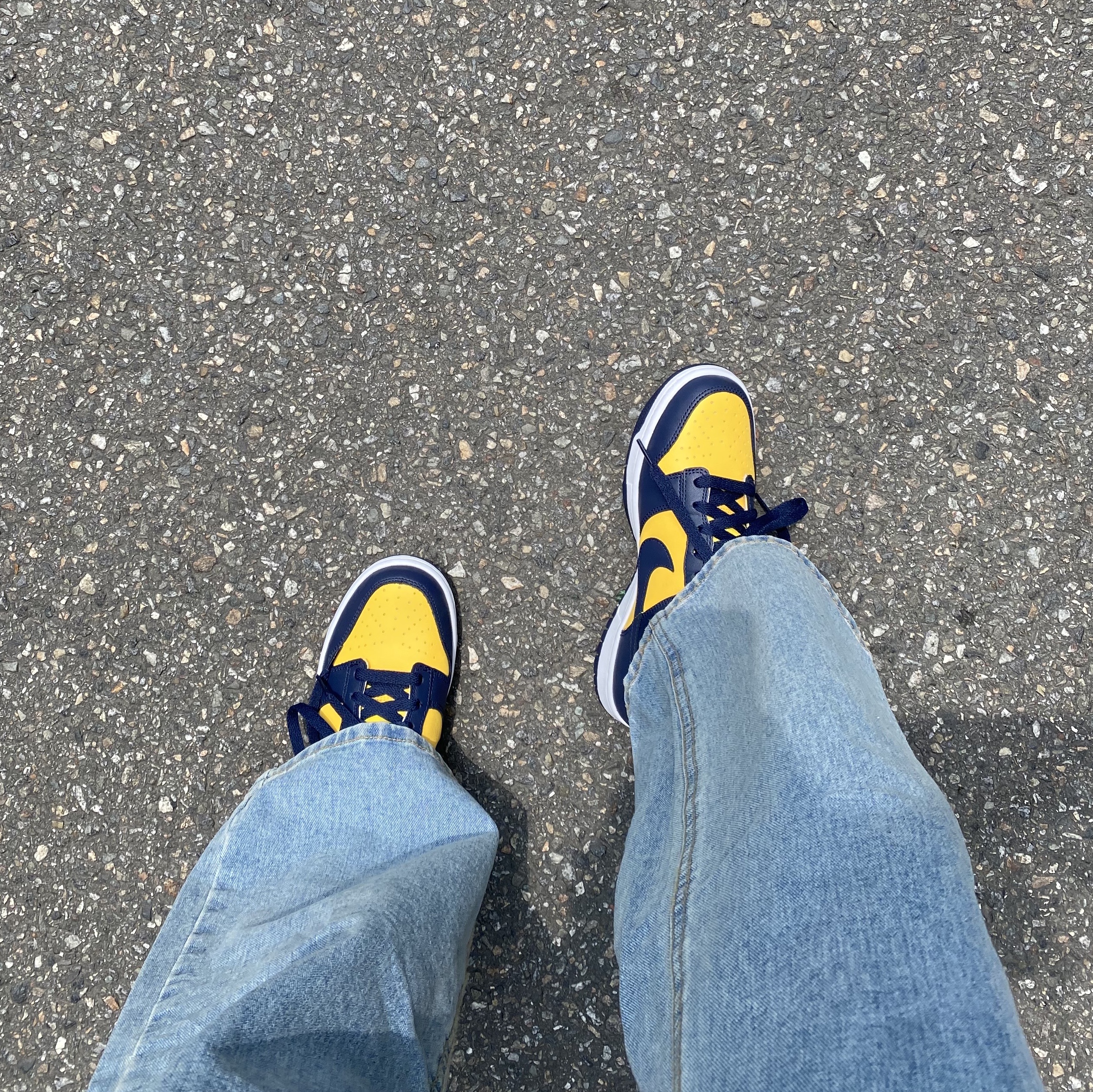 Nike Dunk Low Retro Varsity Maize, (GS) Nike Dunk Low Varsity Maize 착용 스타일