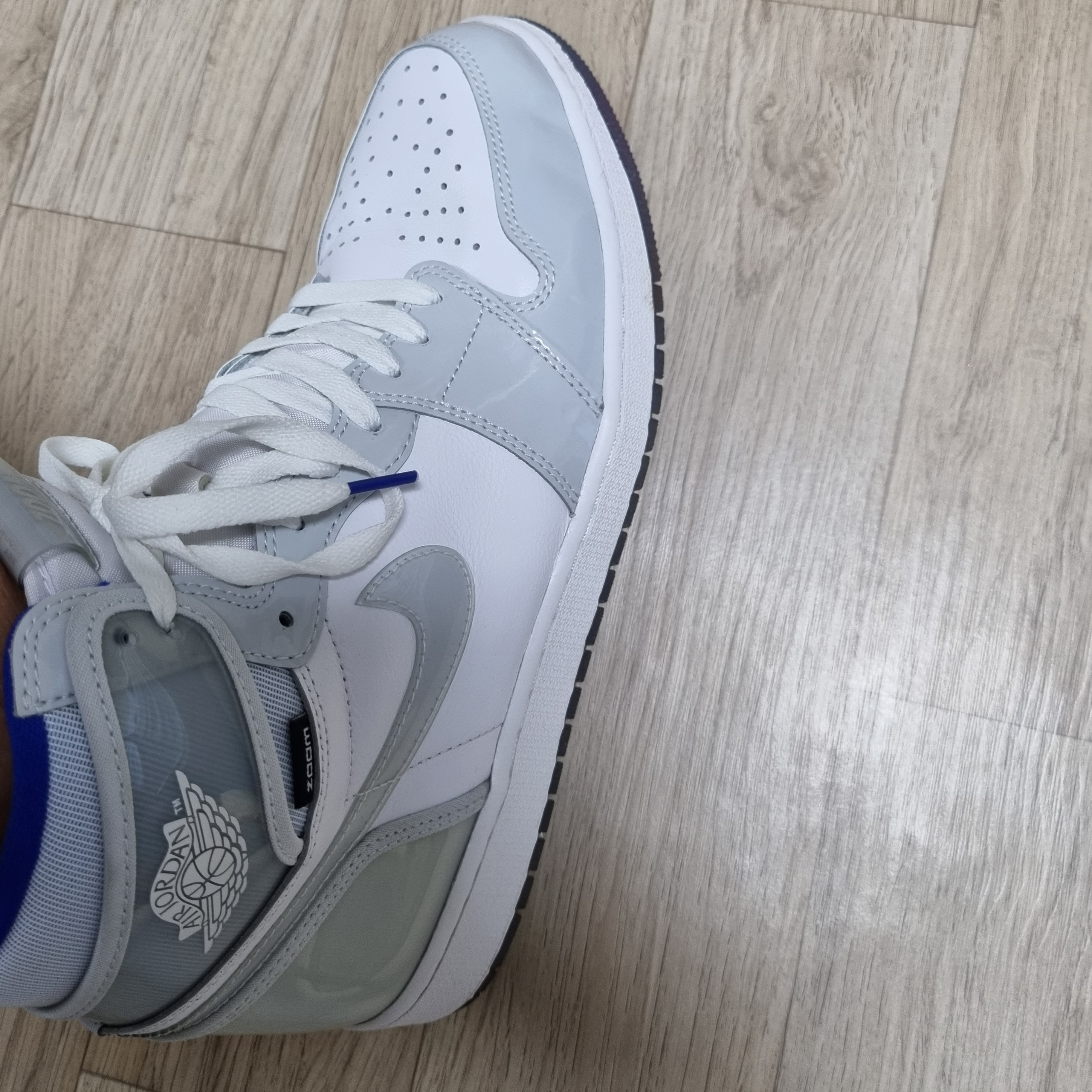 Jordan 1 Retro High Zoom White Racer Blue 착용 스타일
