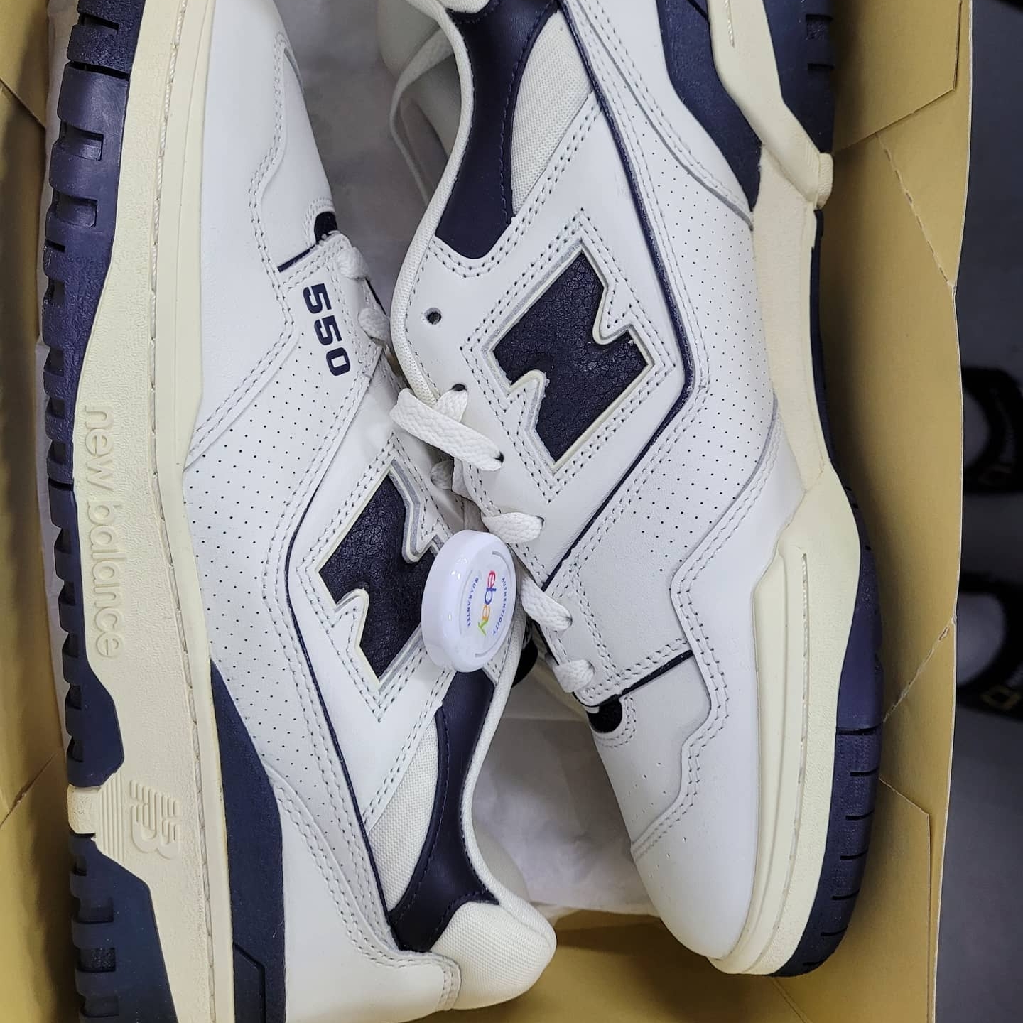 New Balance x Aime Leon Dore 550 Navy 착용 스타일 - 3