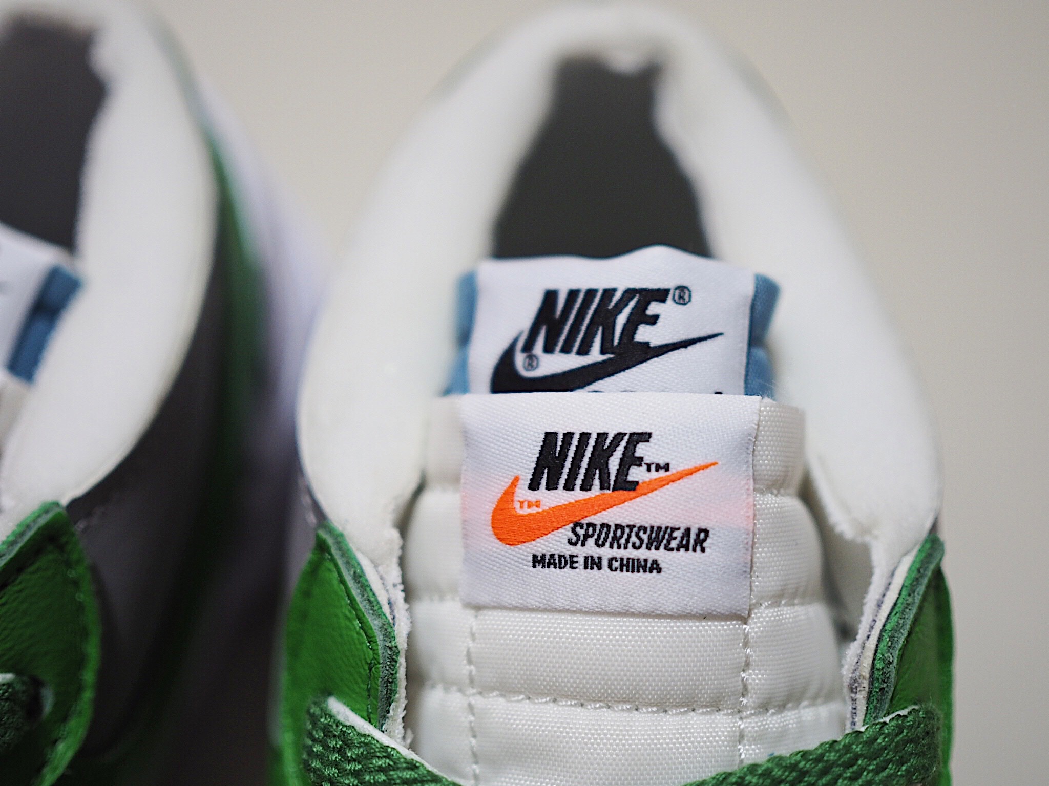 Nike x Sacai Blazer Low Classic Green 착용 스타일 - 5