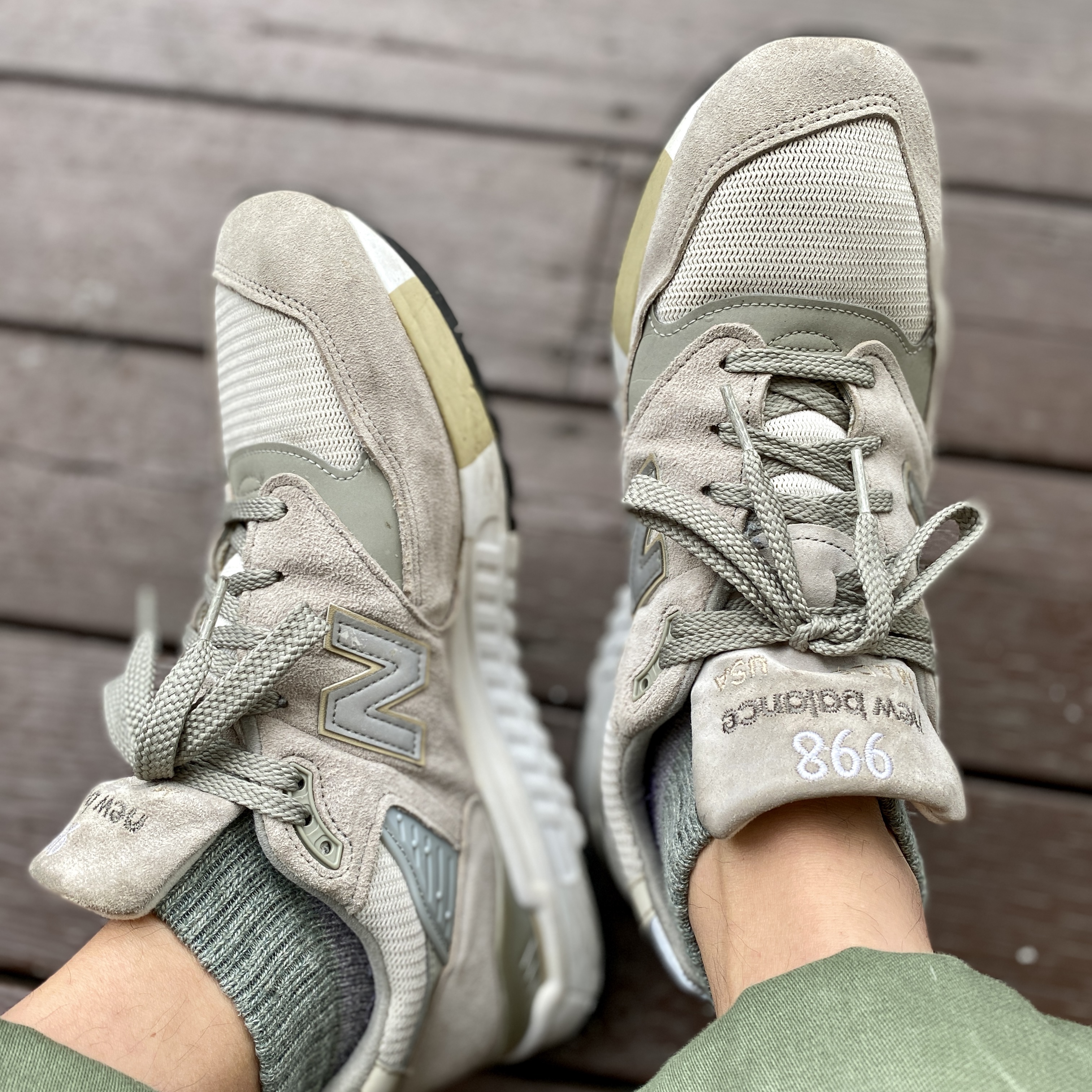 New Balance 998 Made in USA Connoisseur Guitar Grey 착용 스타일