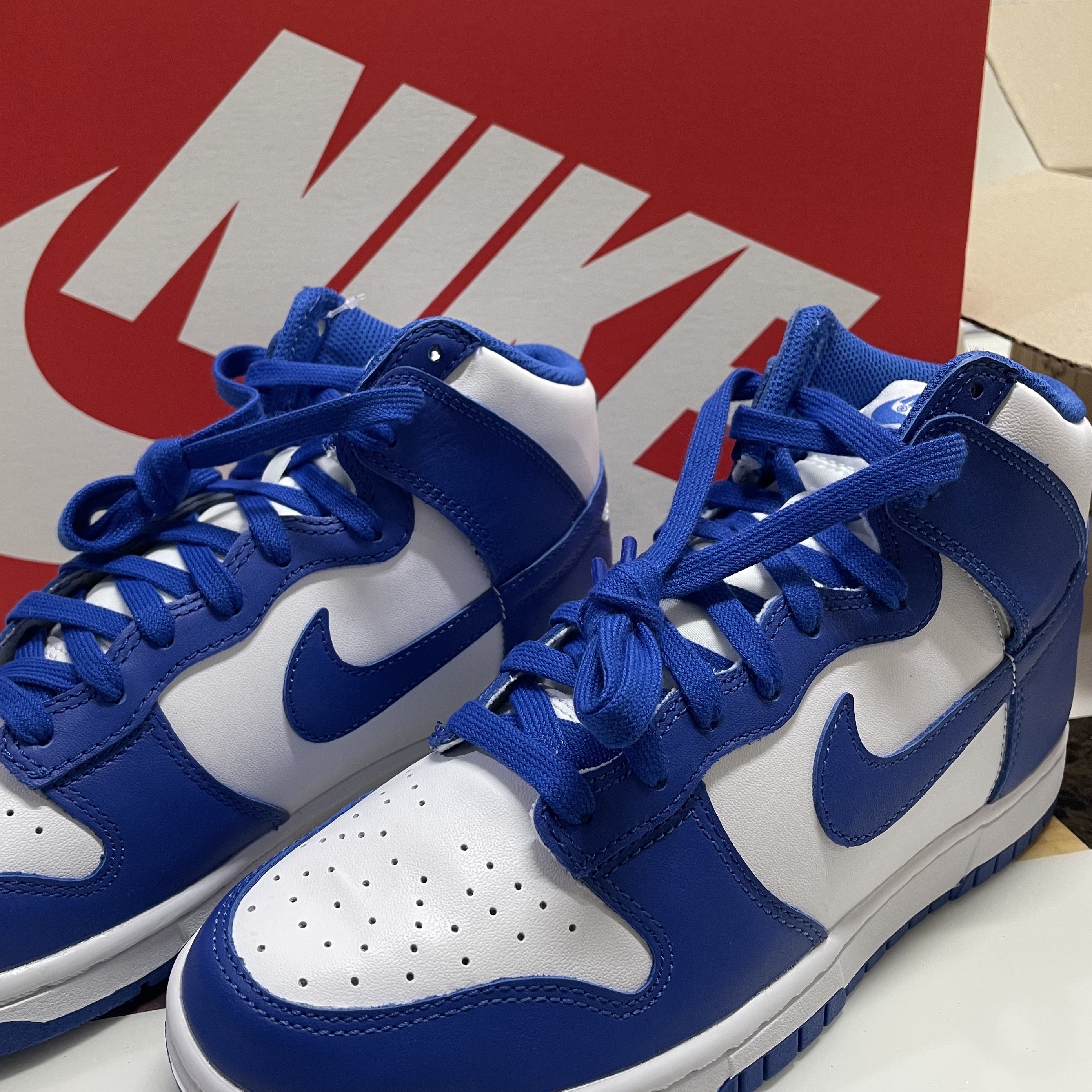 Nike Dunk High Retro Game Royal 착용 스타일 - 1
