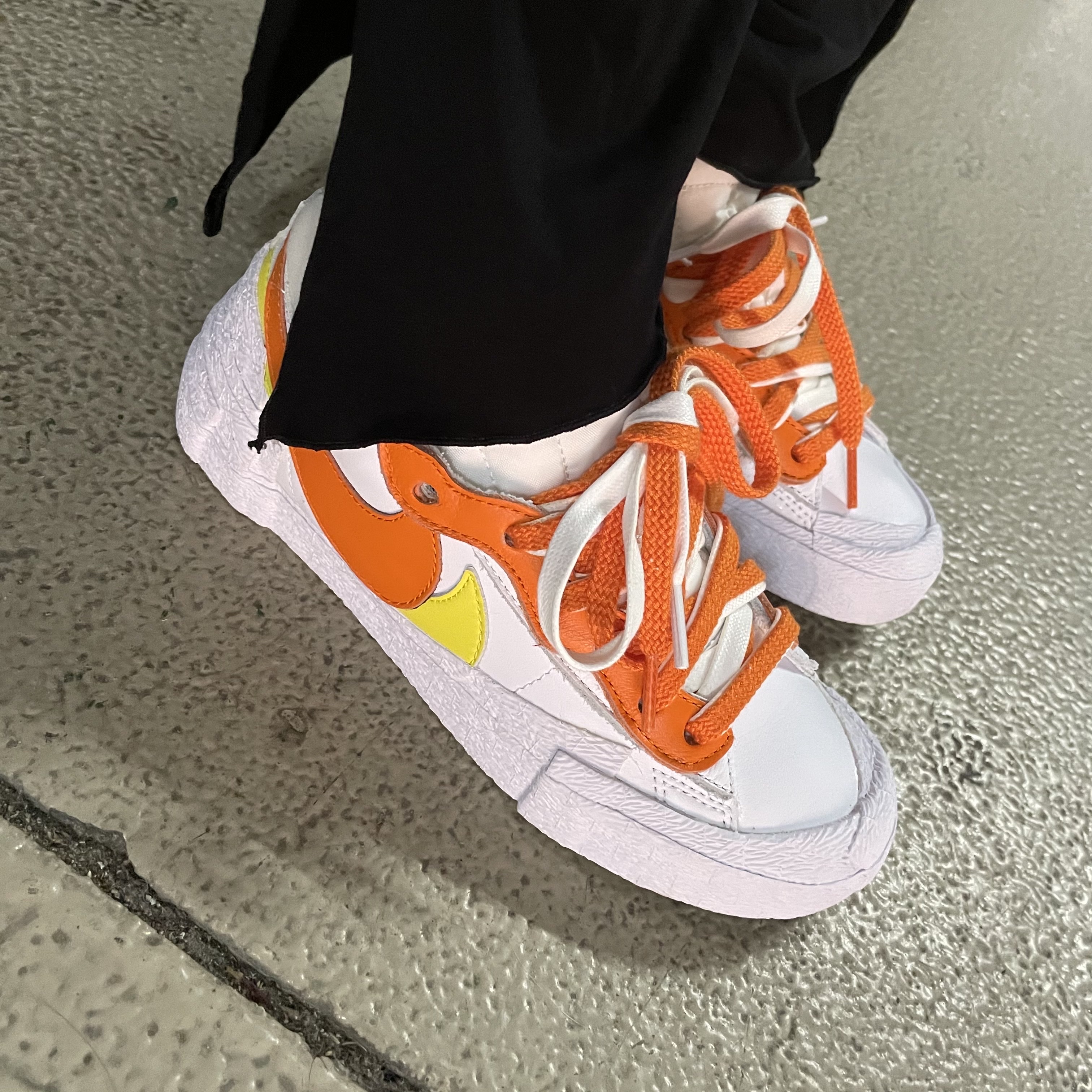 Nike x Sacai Blazer Low Magma Orange 착용 스타일