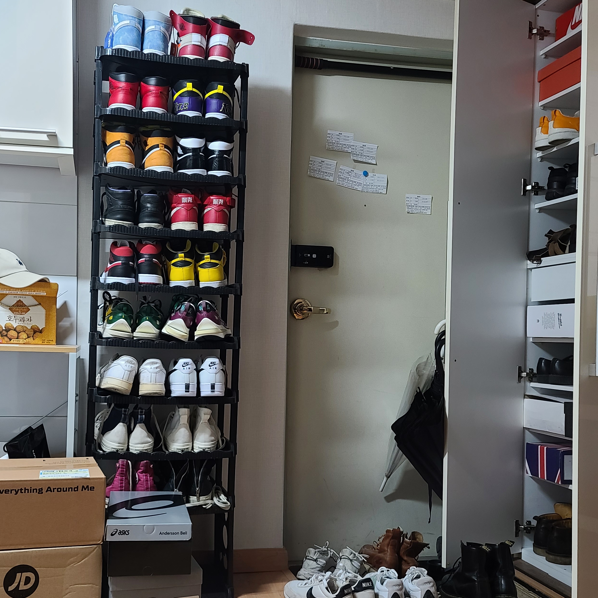 Jordan 1 Retro High OG Hyper Royal, Jordan 1 x Off-White Retro High Chicago The Ten 착용 스타일