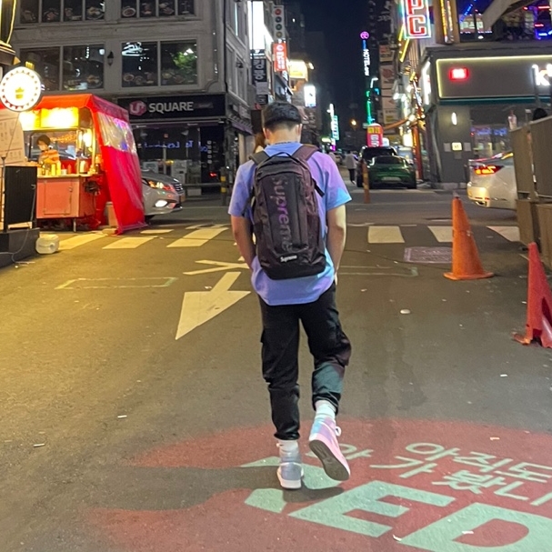Stussy x Our Legacy Surfman T-Shirt Blue - 21SS, Supreme Backpack Black - 21SS 착용 스타일